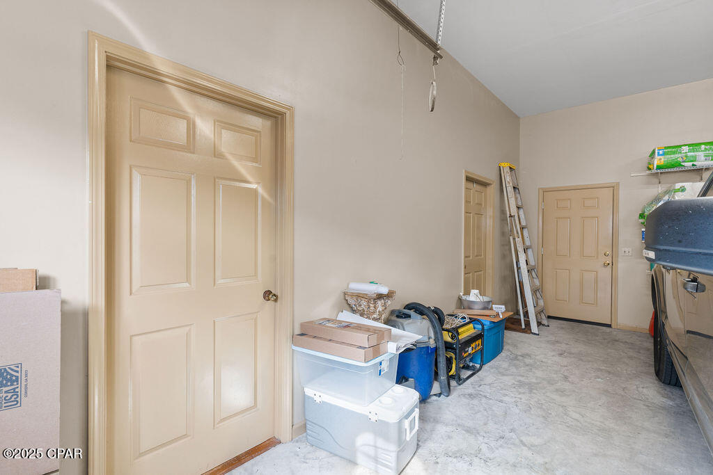 Image 40 For 5381 College Drive