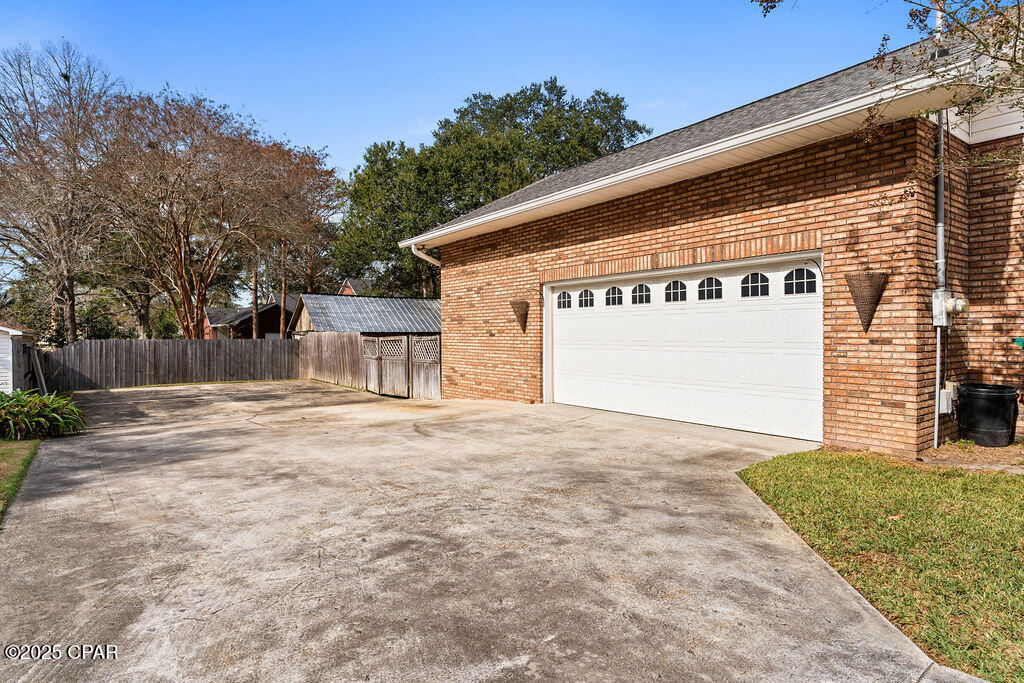 Image 51 For 5381 College Drive