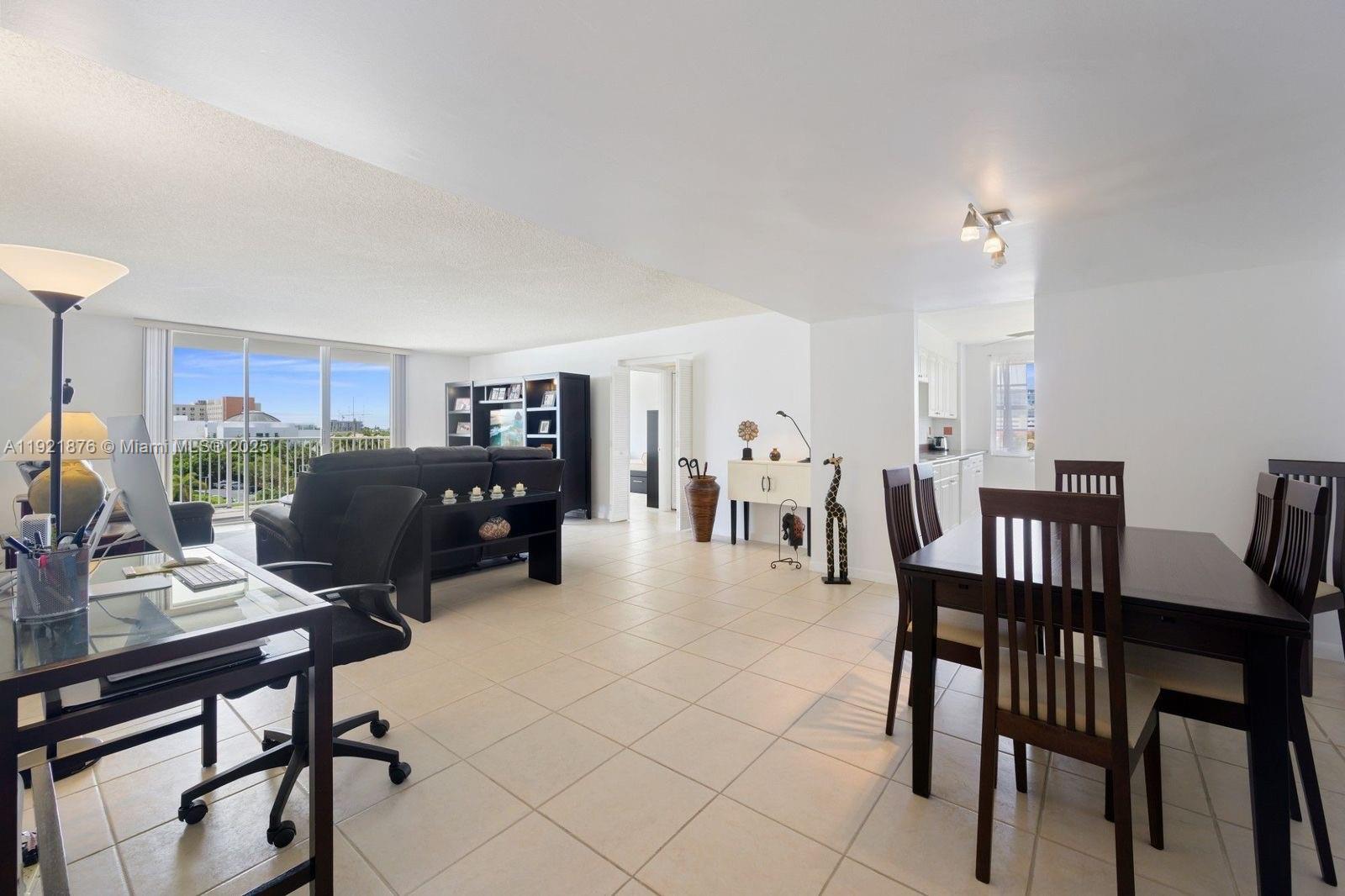 2851-ne-183rd-st-502e-aventura-fl-33160/hzid_0fe49006