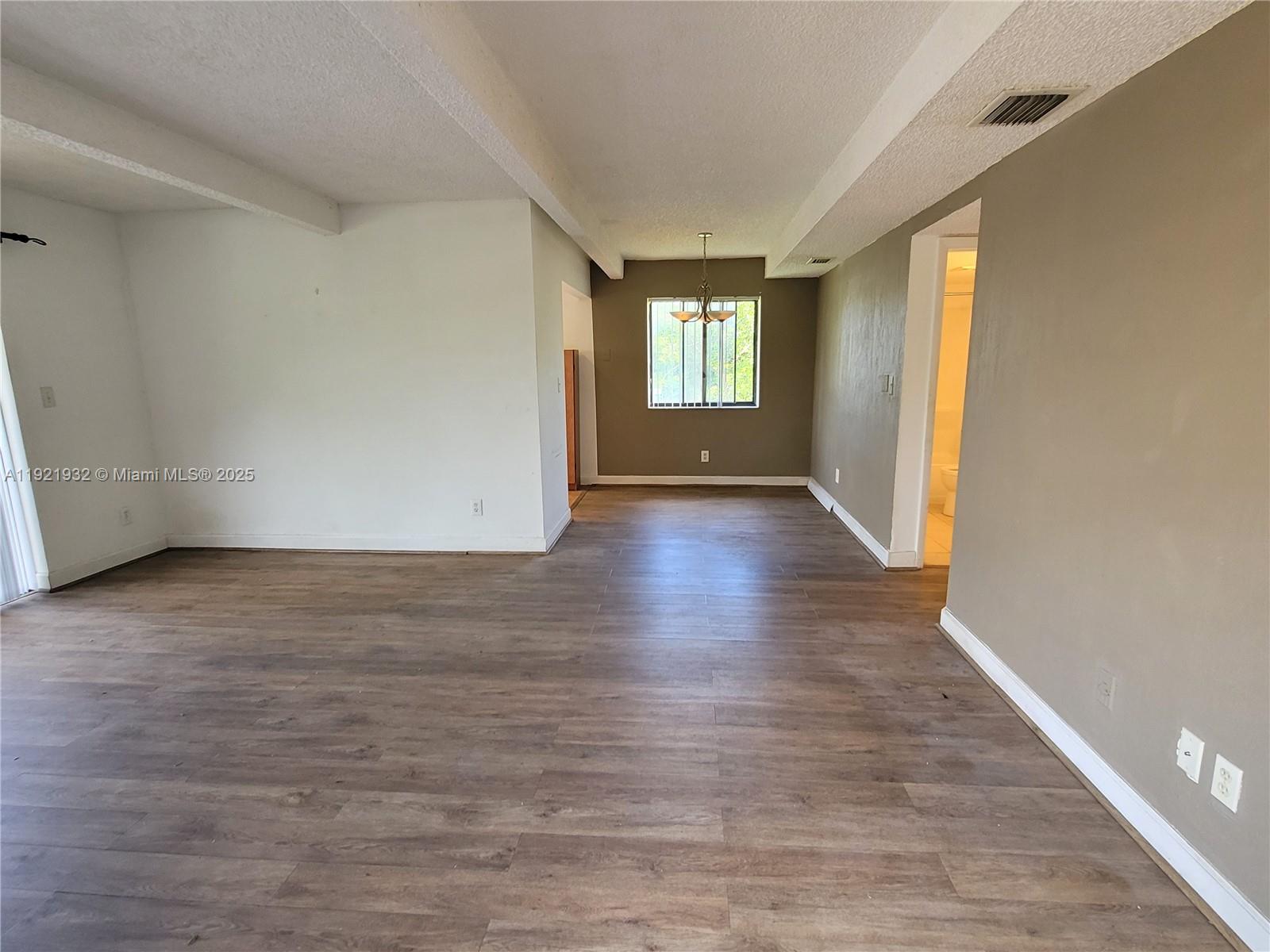 Village Townhouse-Pompano