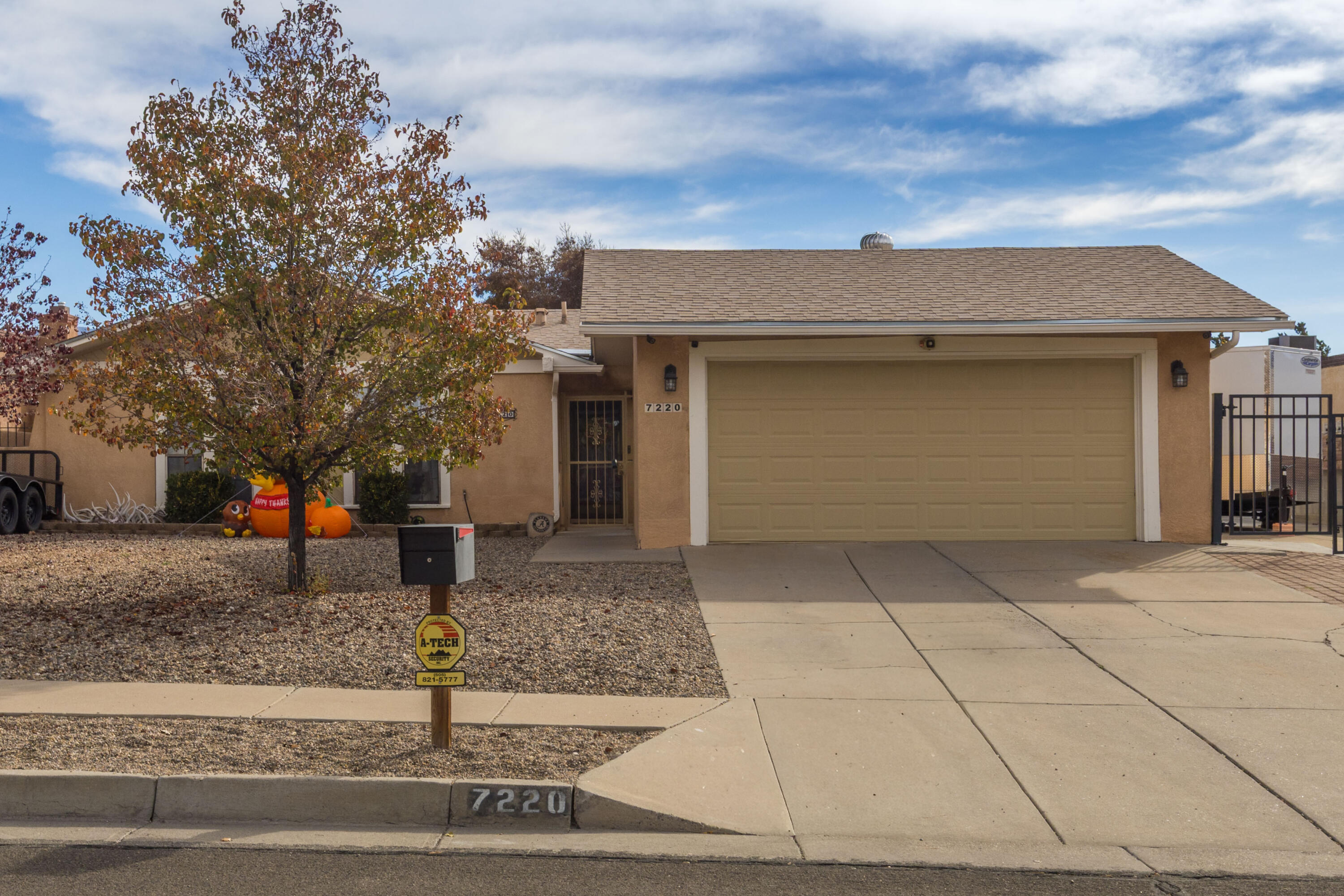7220 Ticonderoga Road, Albuquerque NM 87109