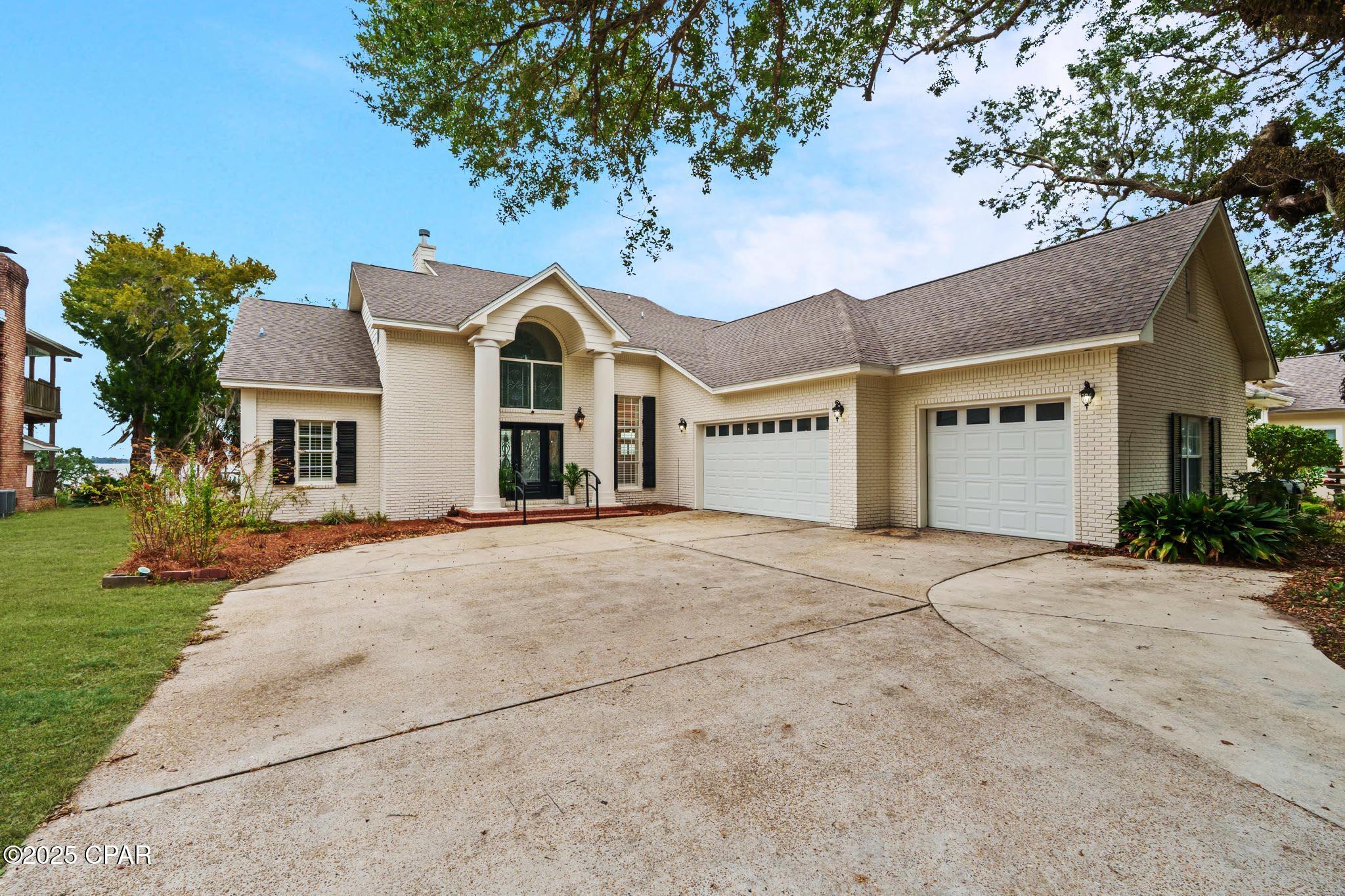 Image 15 For 101 Harbour Pointe Drive