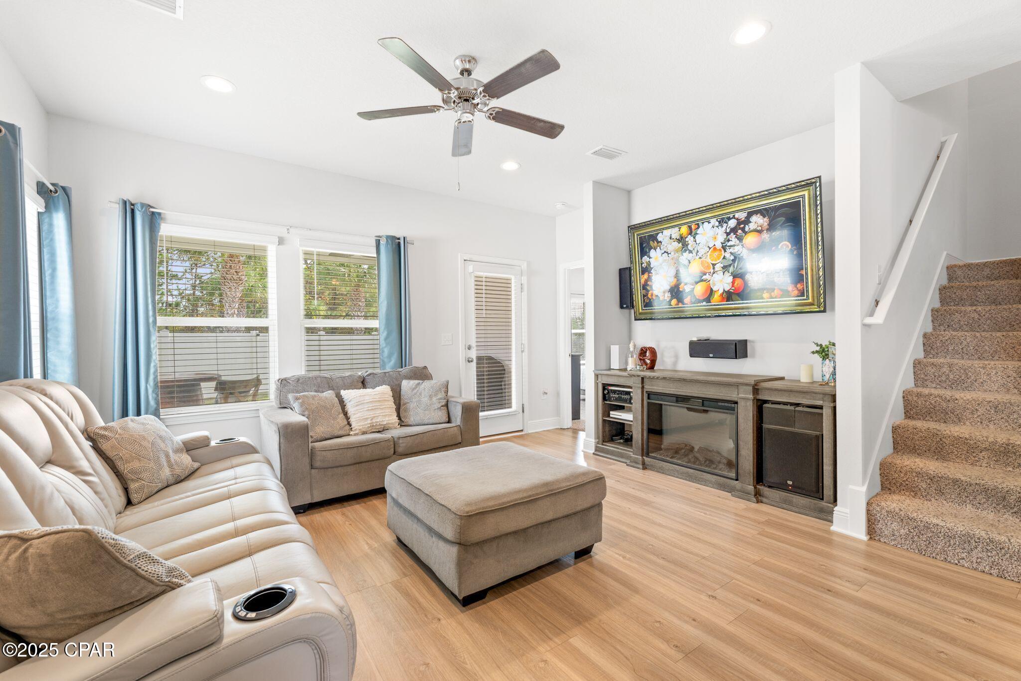 Image 11 For 238 Moonraker Circle