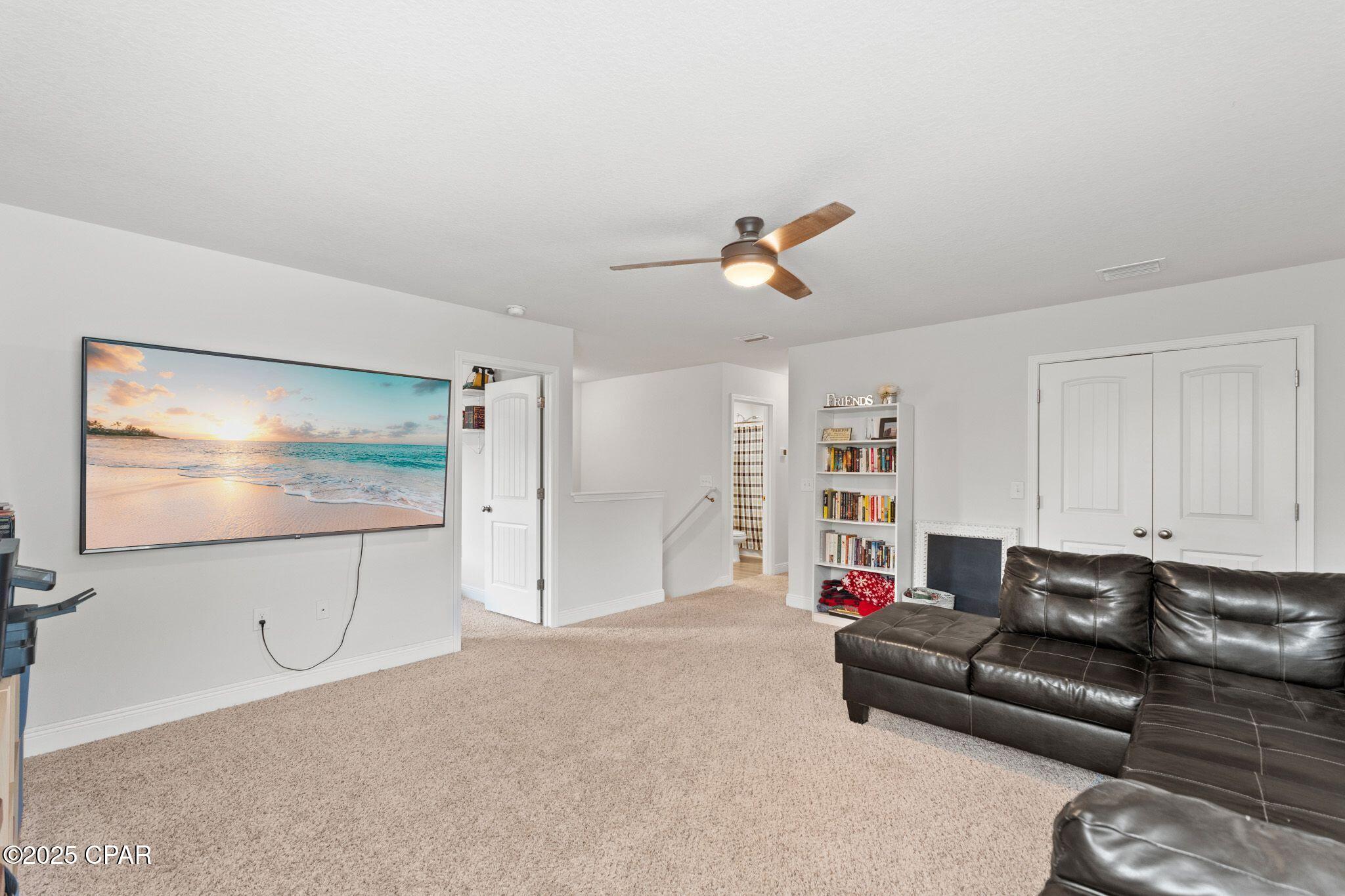 Image 20 For 238 Moonraker Circle