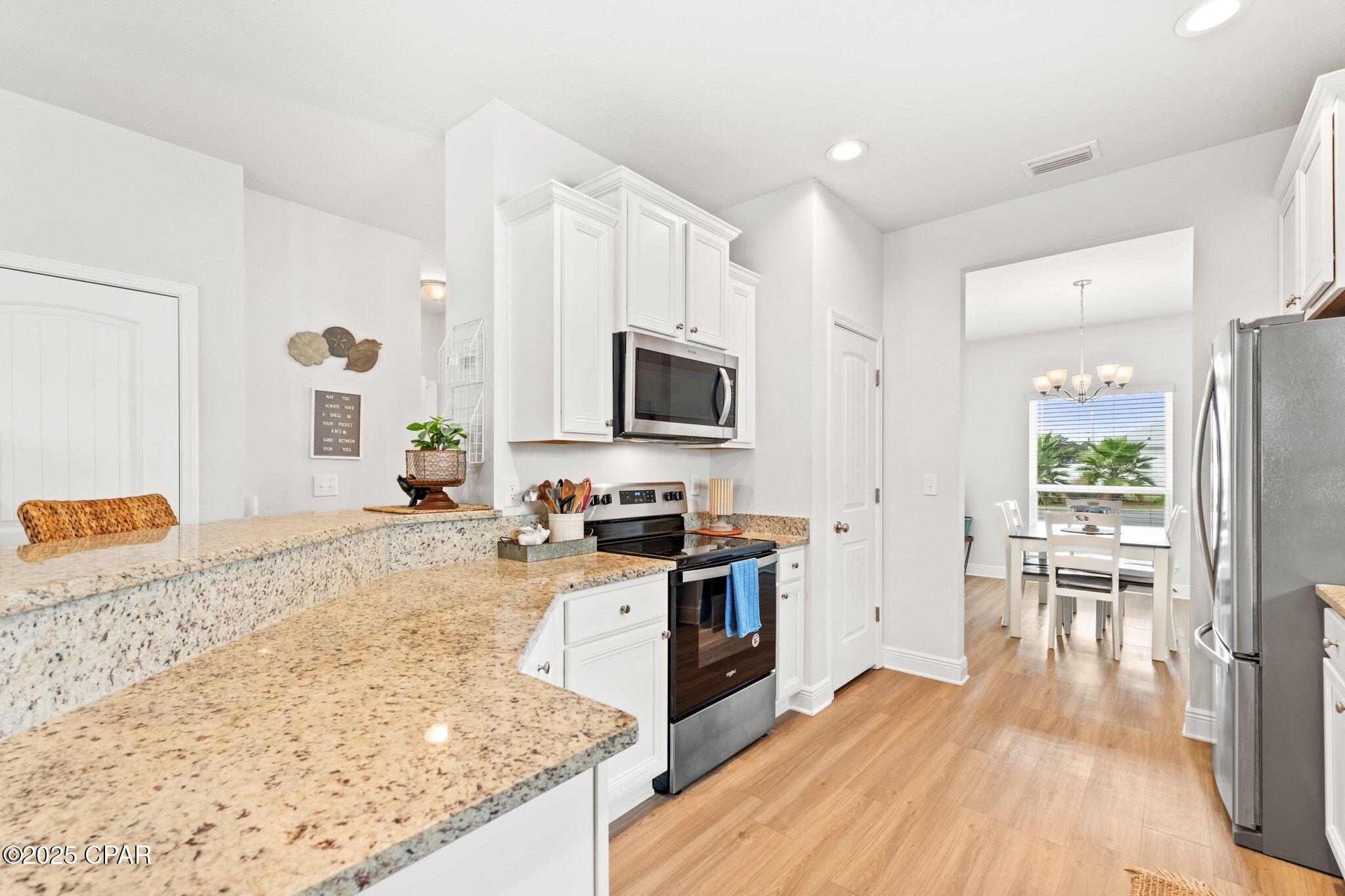 Image 8 For 238 Moonraker Circle