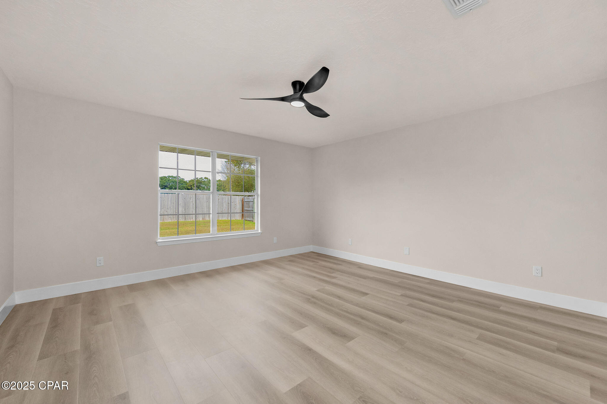 Image 19 For 1066 Meyer Way