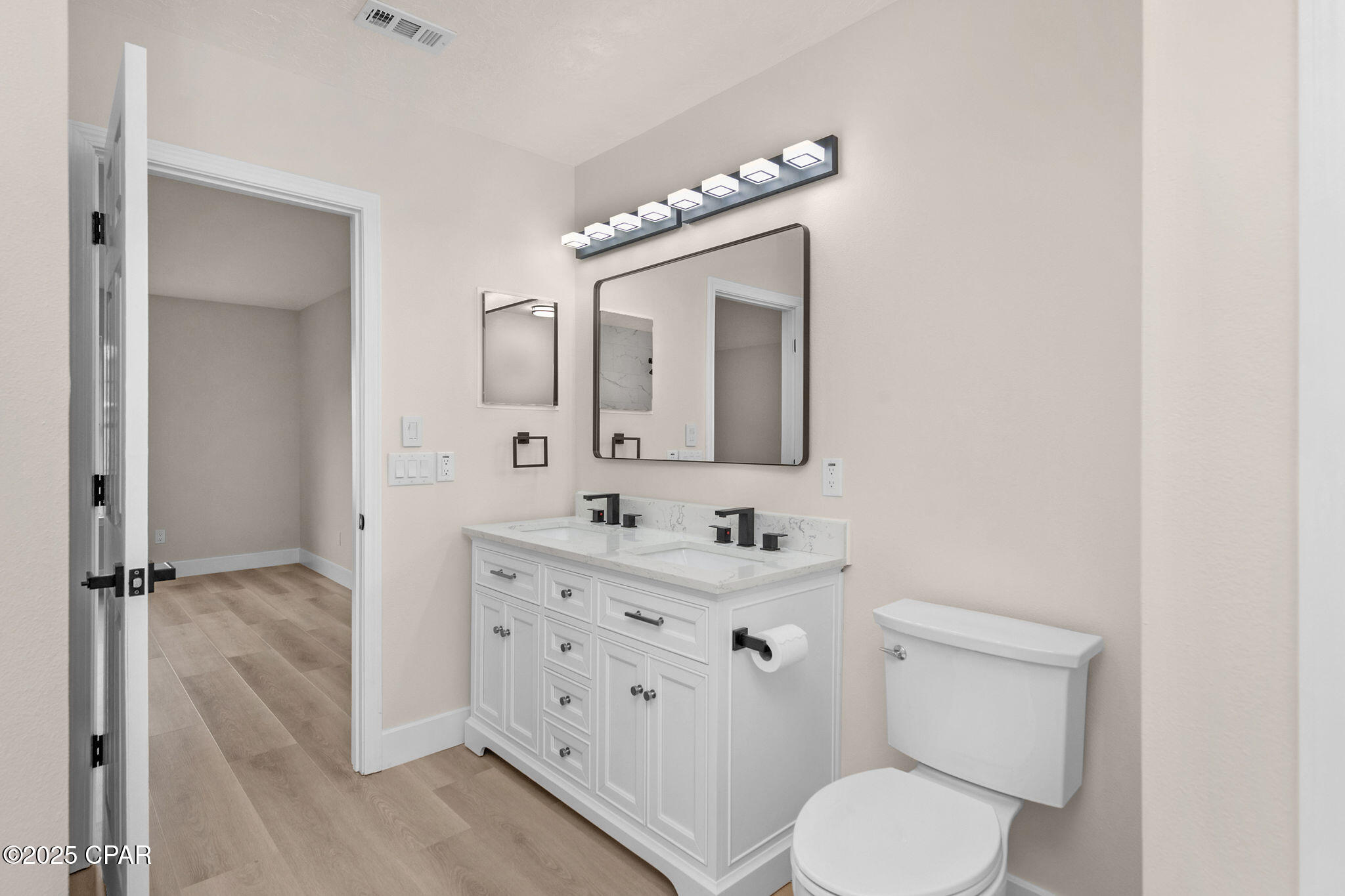 Image 23 For 1066 Meyer Way