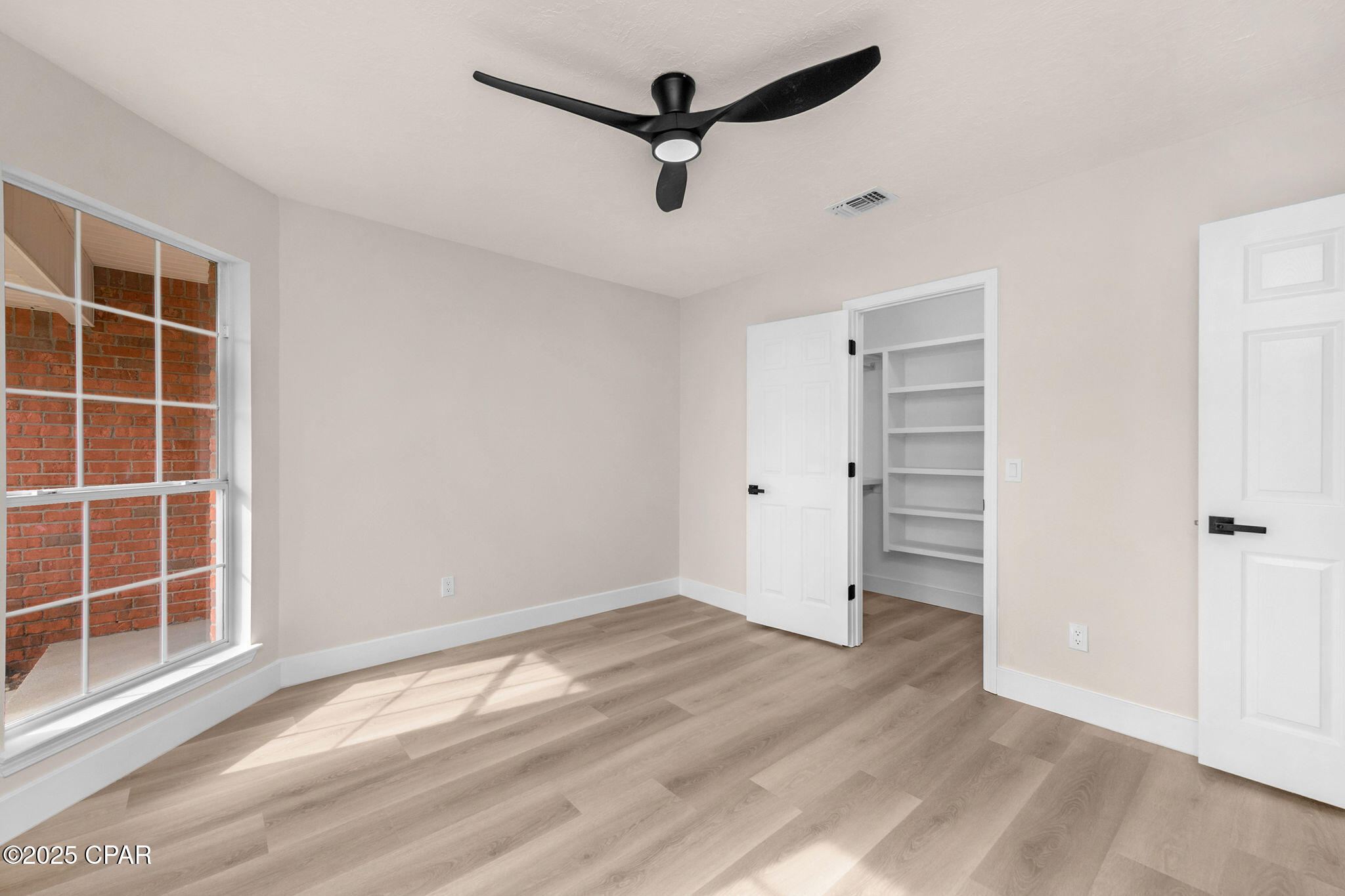 Image 40 For 1066 Meyer Way