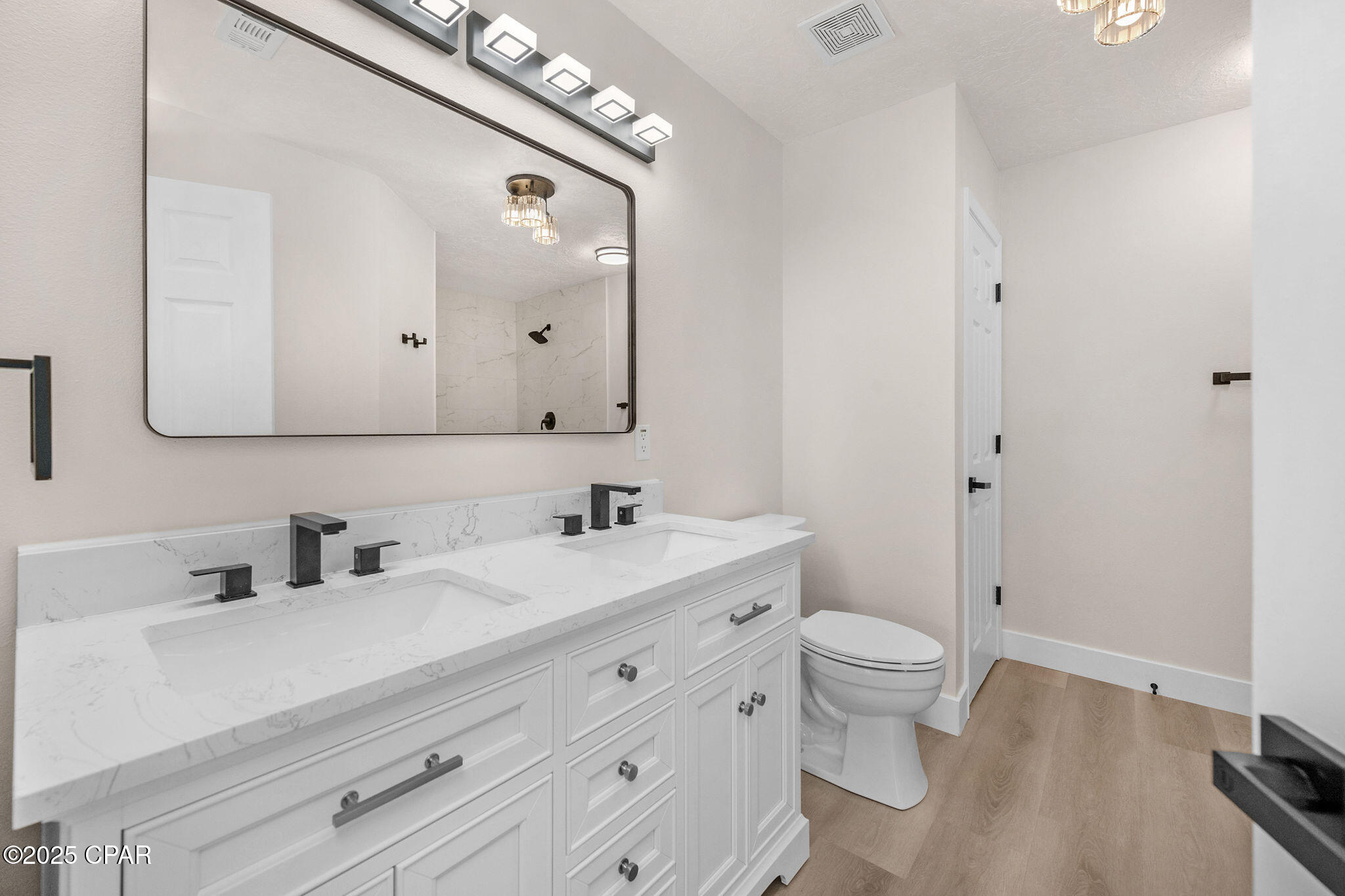 Image 48 For 1066 Meyer Way