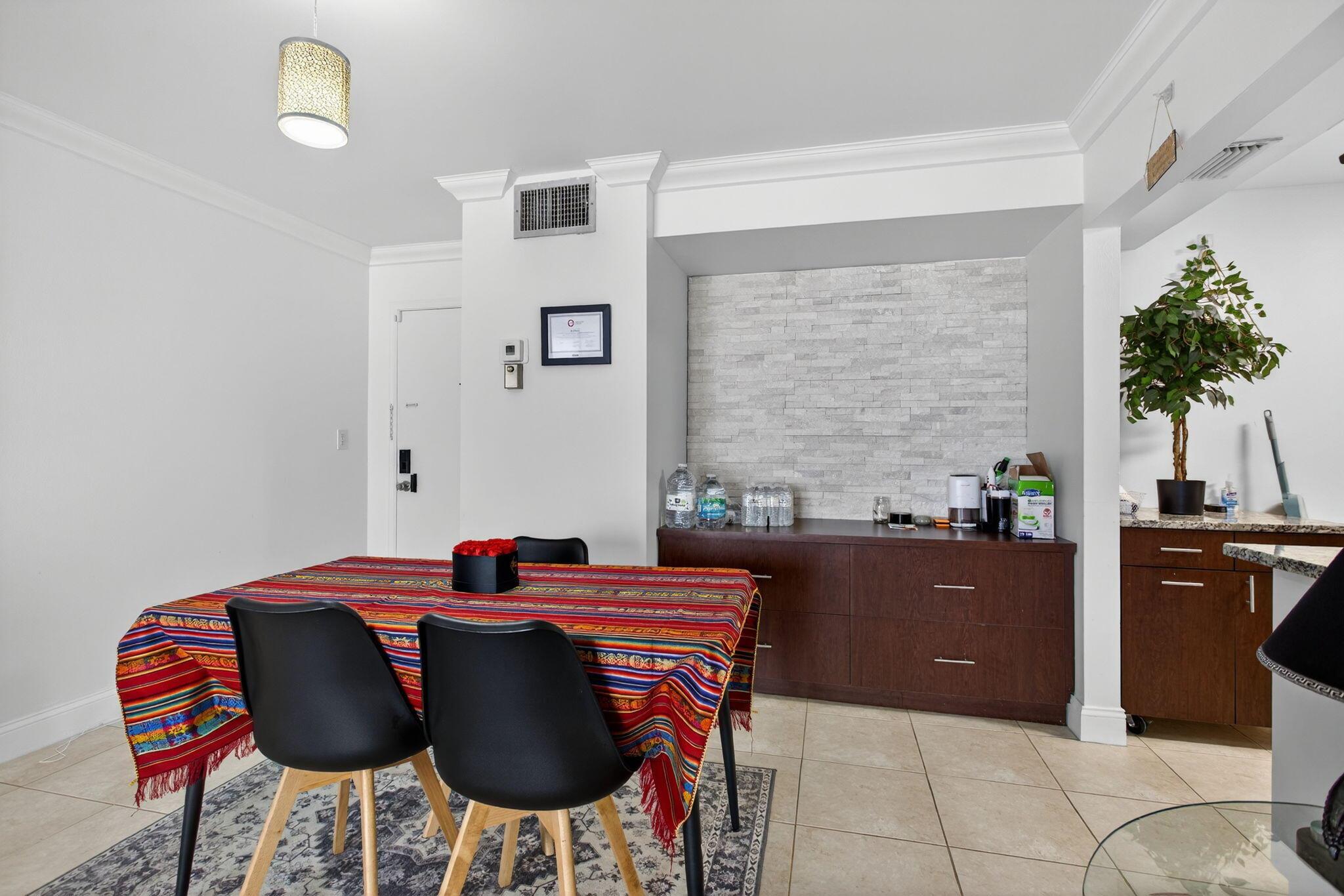 Deerfield Pines Condo