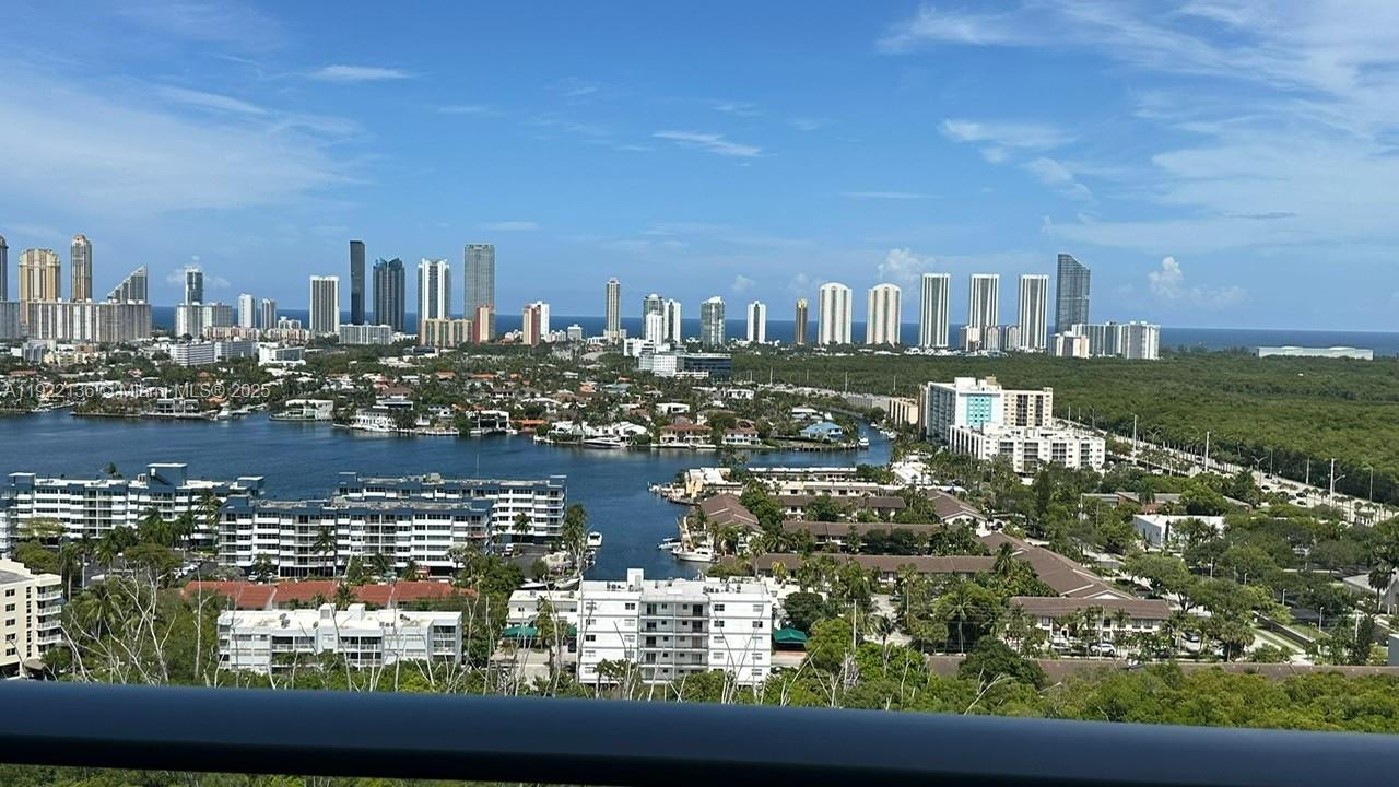 The Harbour South Condo