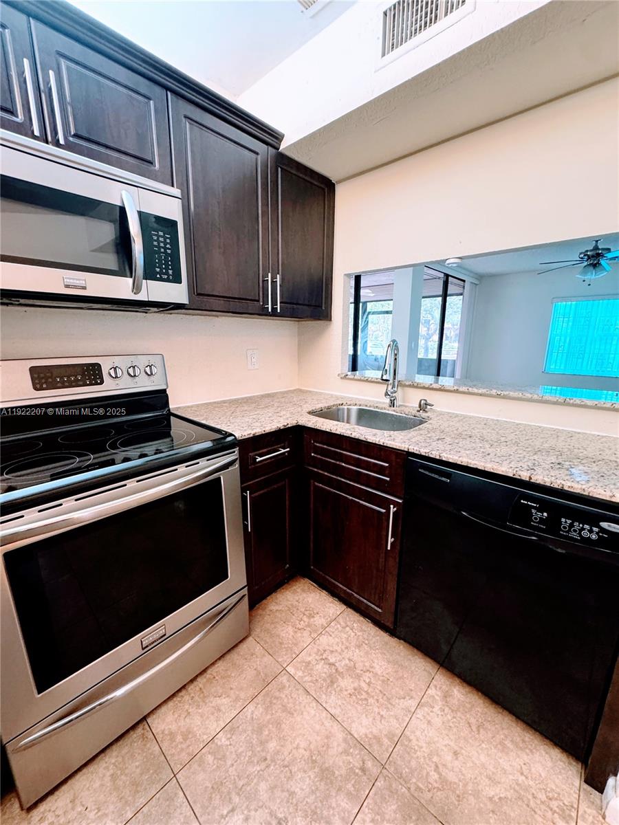 Optima Village I-E Condo