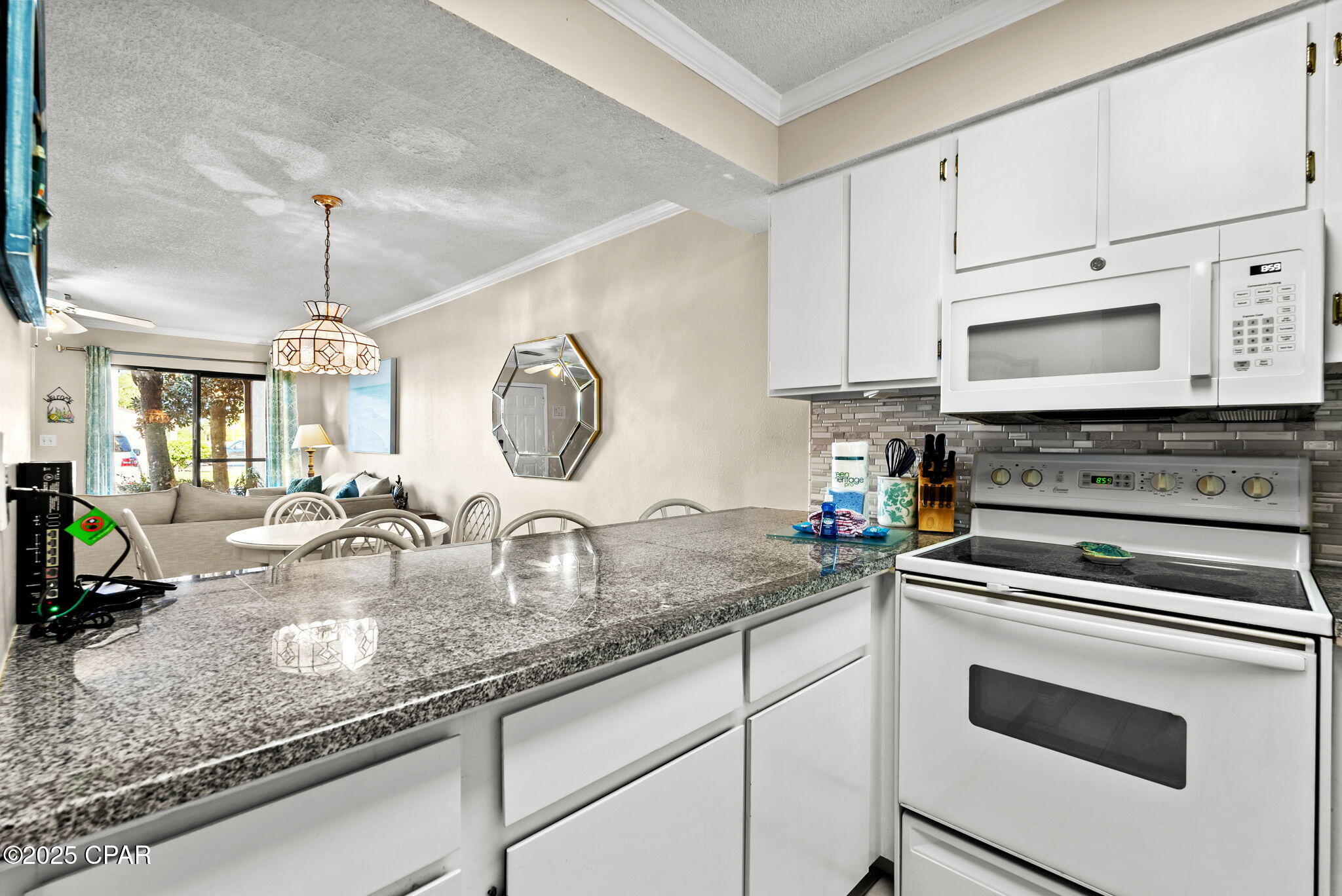 Image 8 For 17620 Front Beach Road Z4