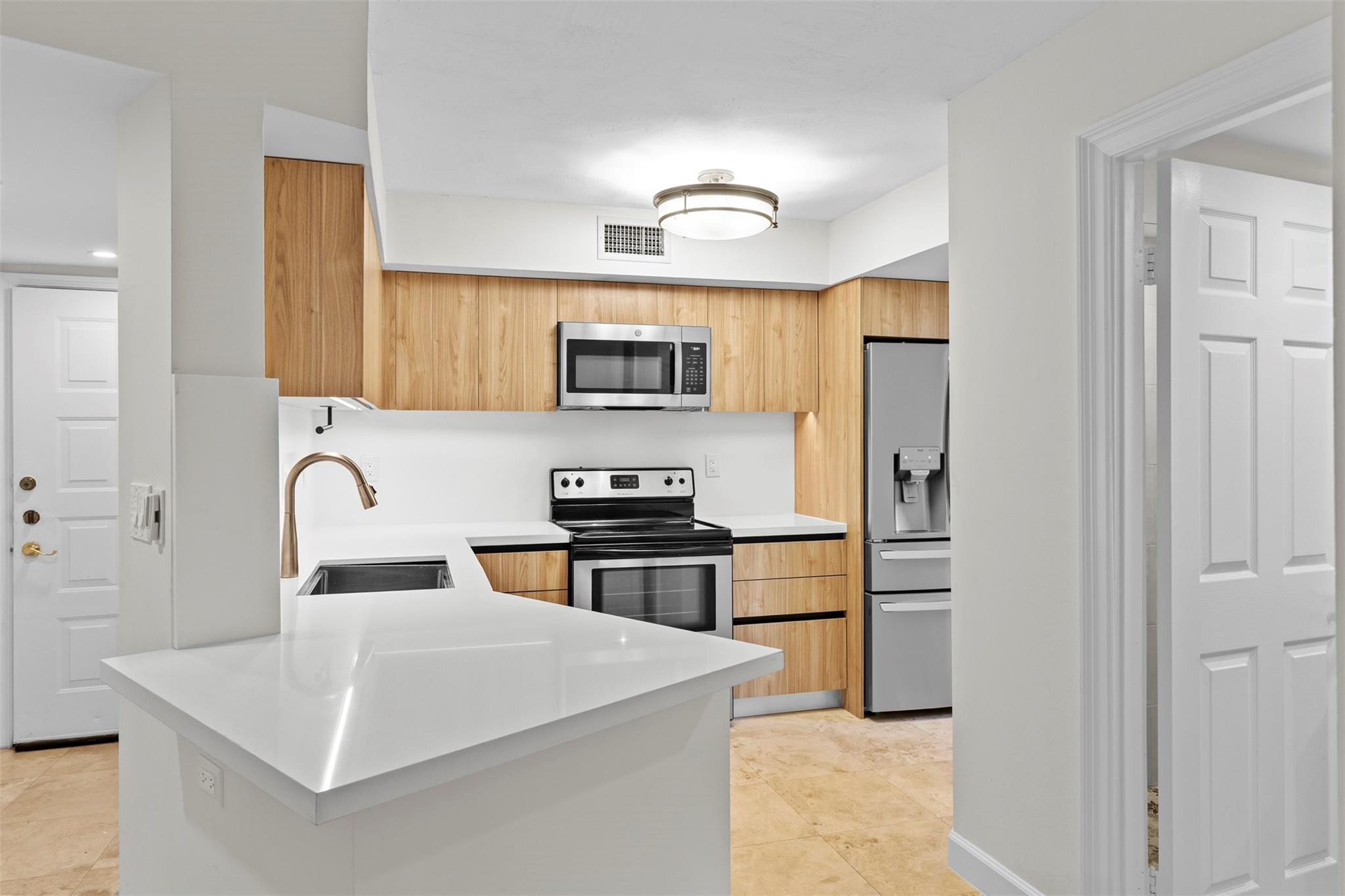 Homes for sale in Coral Gables, FL | 1280 S Alhambra Cir #2112, Coral Gables, FL 33146 | MLS# F10537751