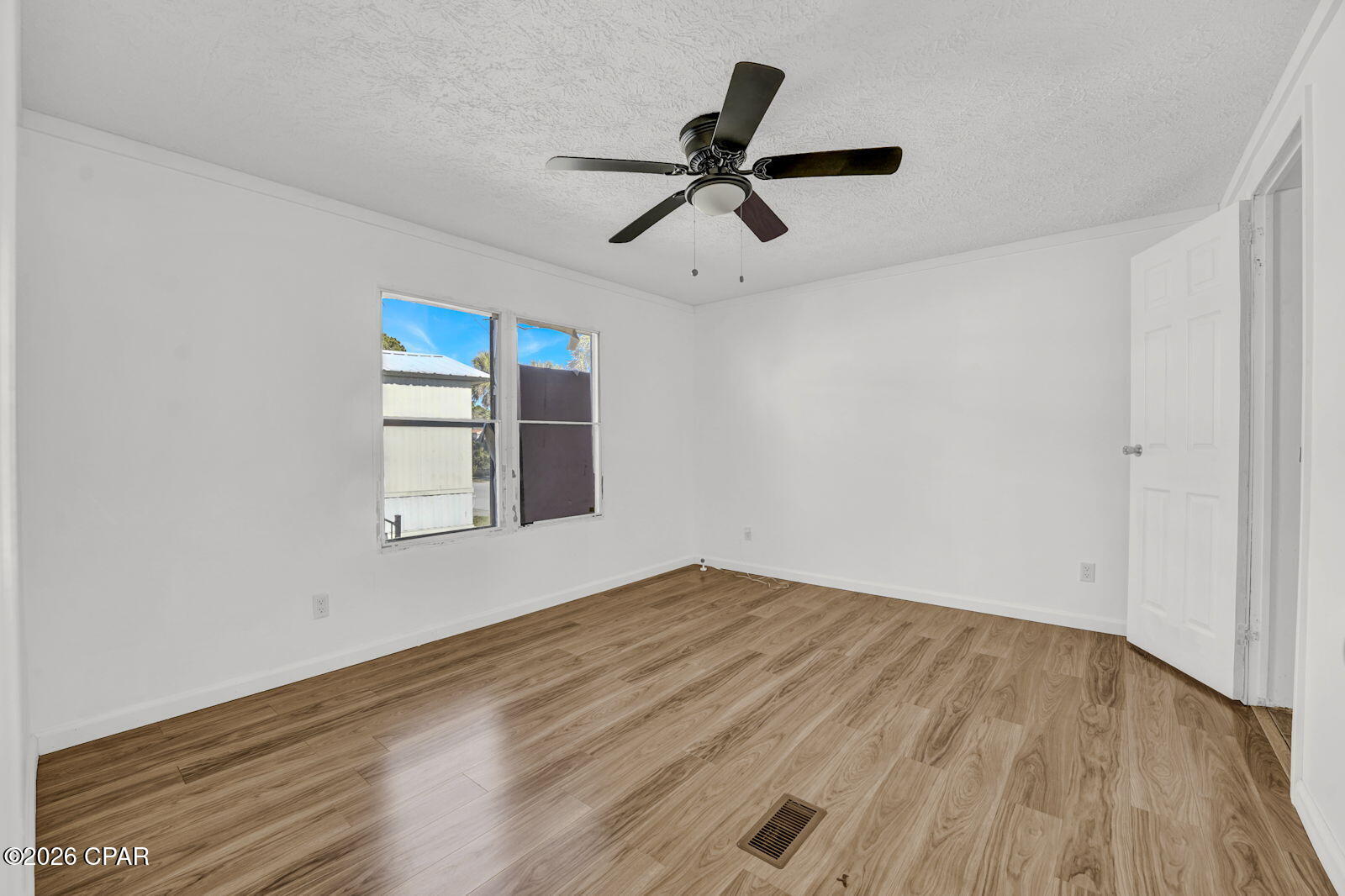 Image 19 For 838 Linda Lane