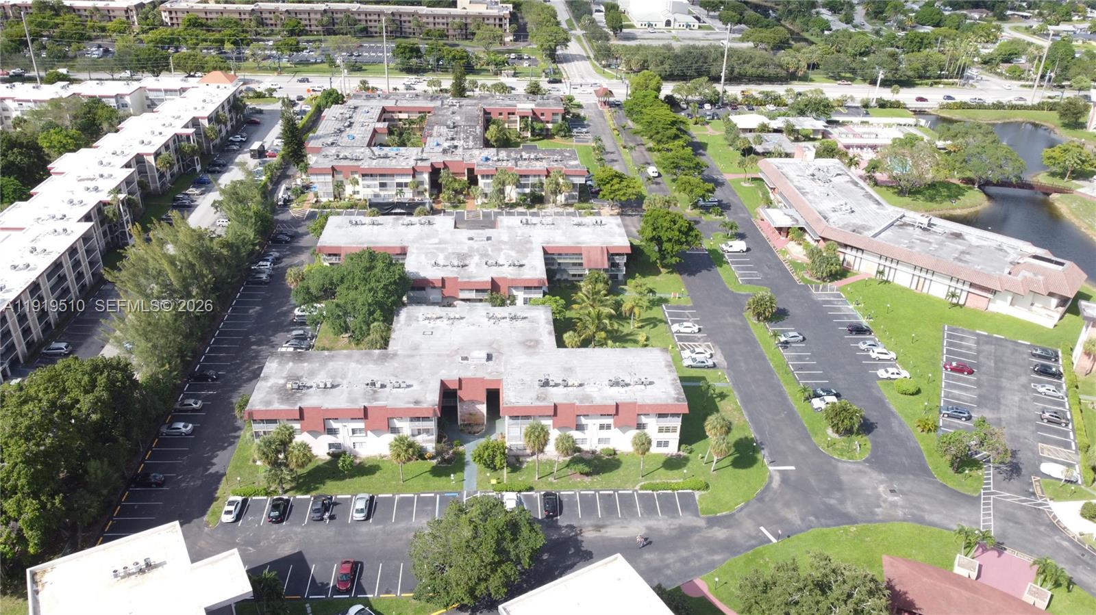 Homes for sale in Lauderdale Lakes, FL | 3081 Nw 47th Ter #202, Lauderdale Lakes, FL 33313 | MLS# A11919510