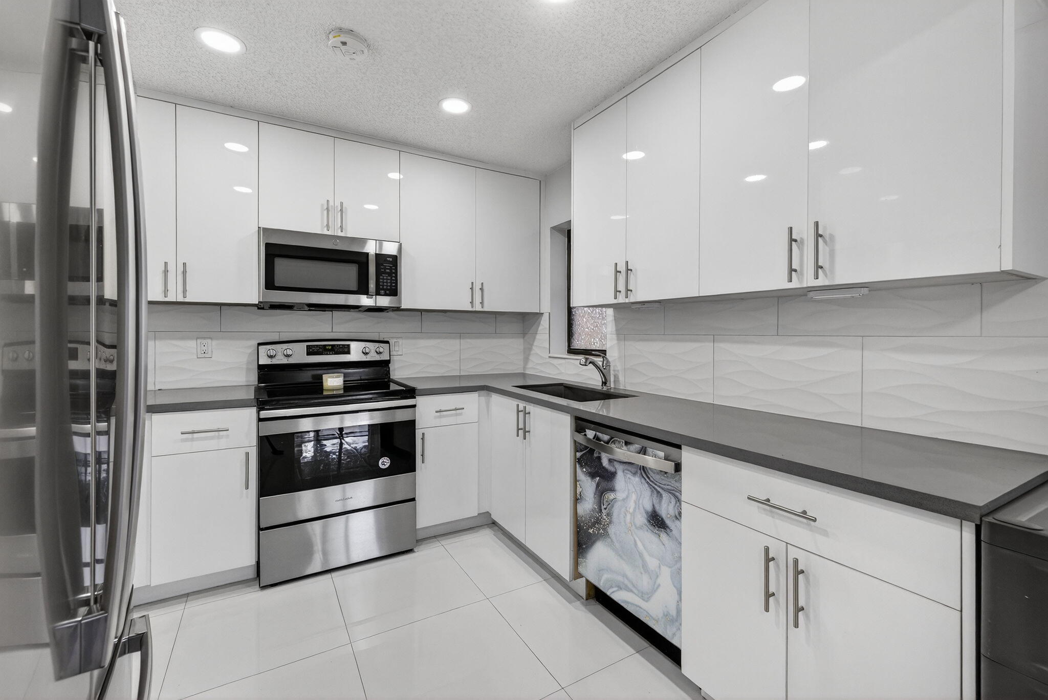 Baywood Village I-A Condo