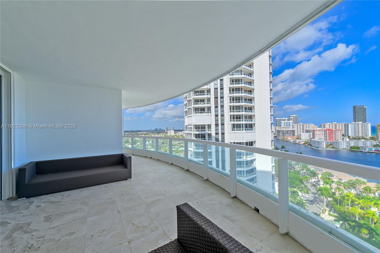21050 Point Pl Unit 2001, Aventura, Florida 33180