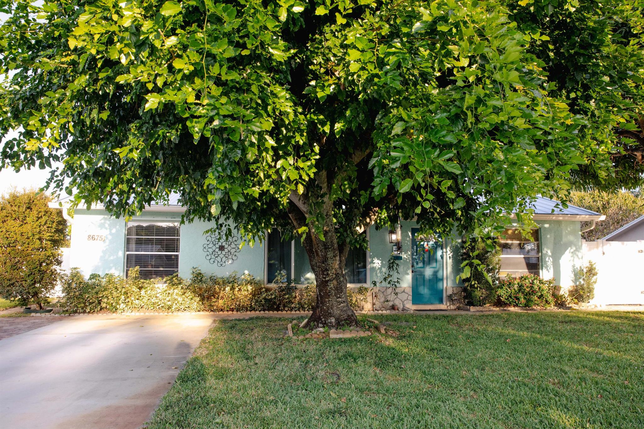 Homes for sale in Hobe Sound, FL | 8675 Se Keathley Court, Hobe Sound, FL 33455 | MLS# R11144157