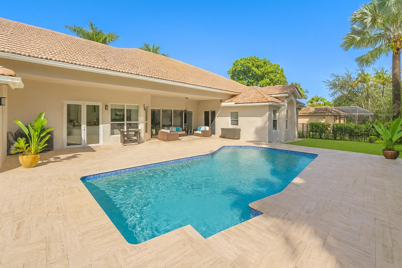 Tequesta Lakes  Country I