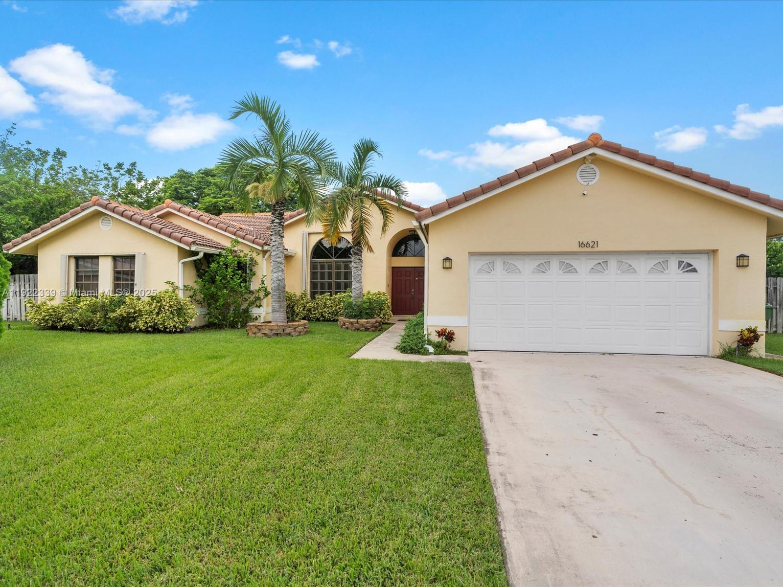 16621 Royal Poinciana Ct, Weston, Florida 33326