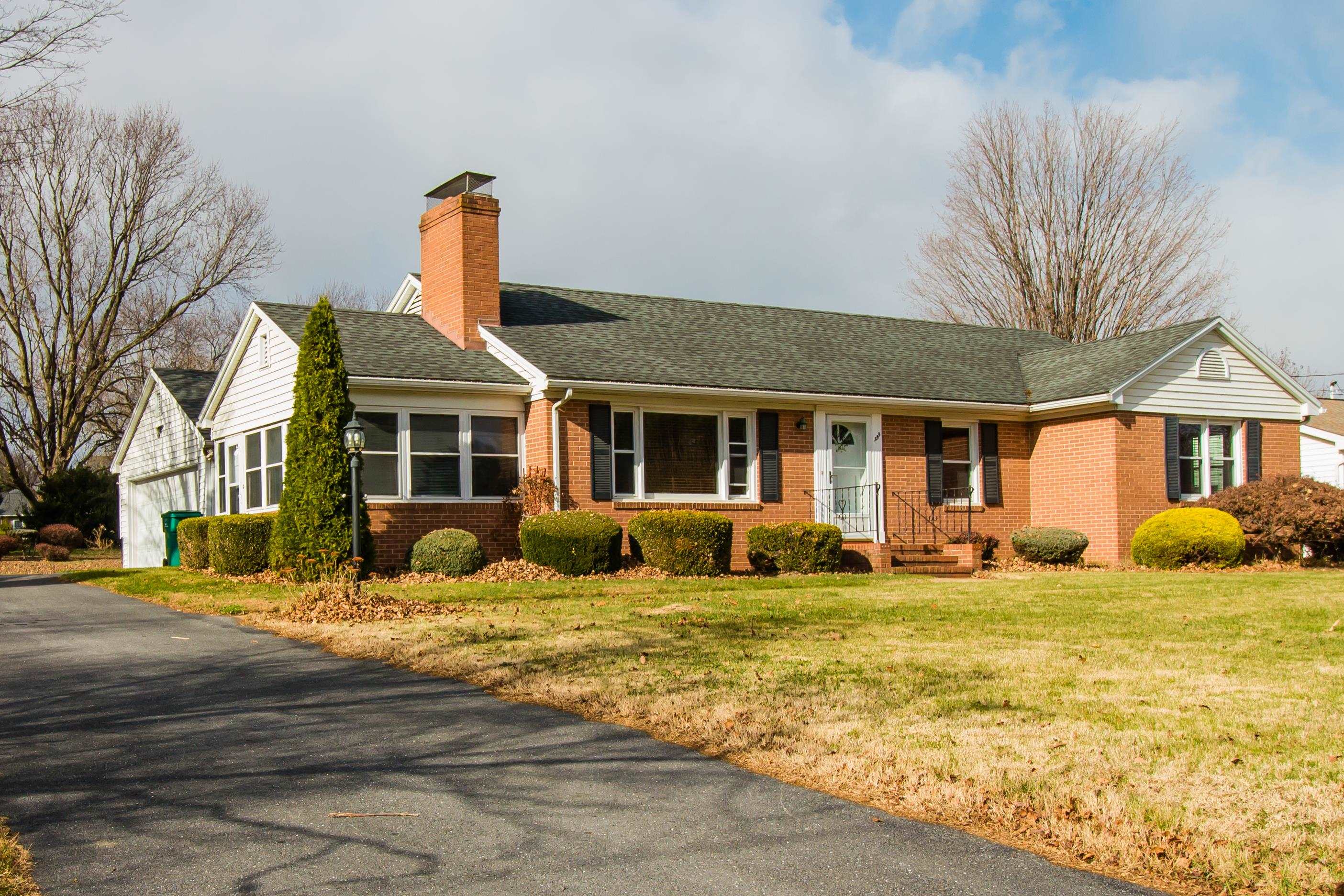 355 WESTVIEW ST exterior