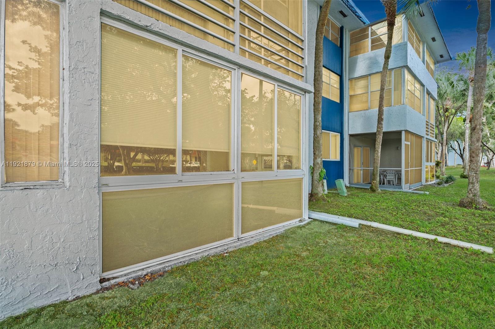 Holiday Springs Village 1