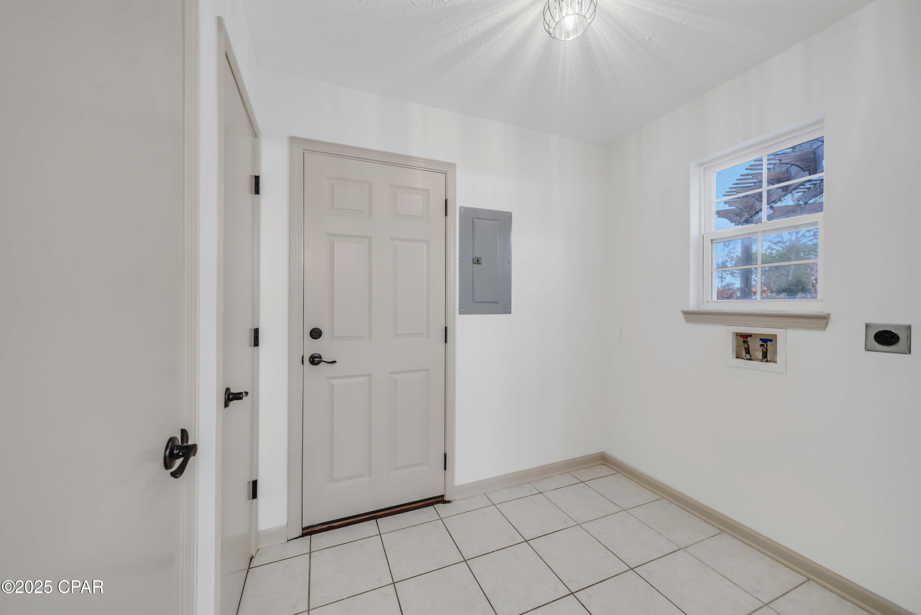 Image 21 For 8508 Holland Road