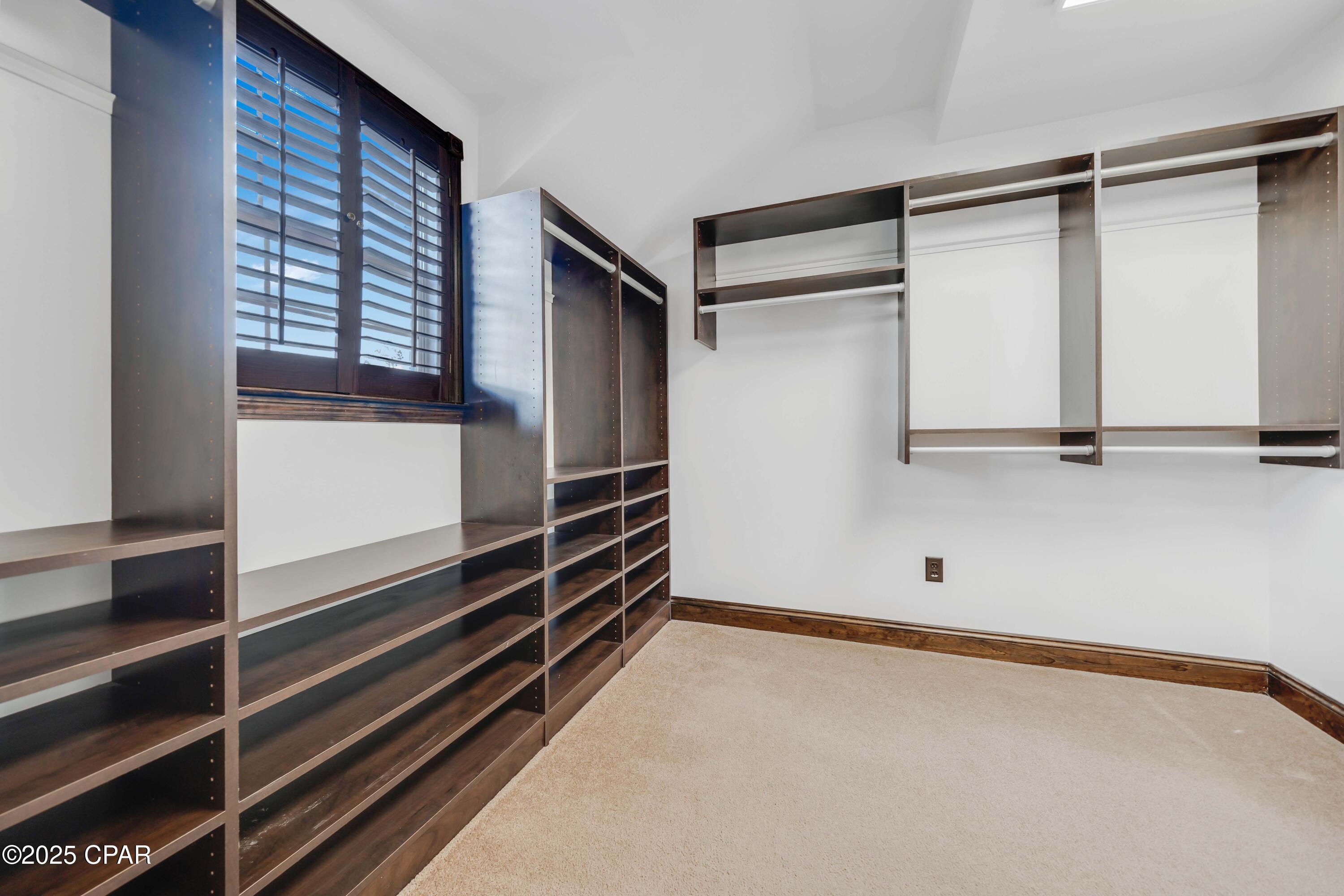 Image 42 For 8508 Holland Road