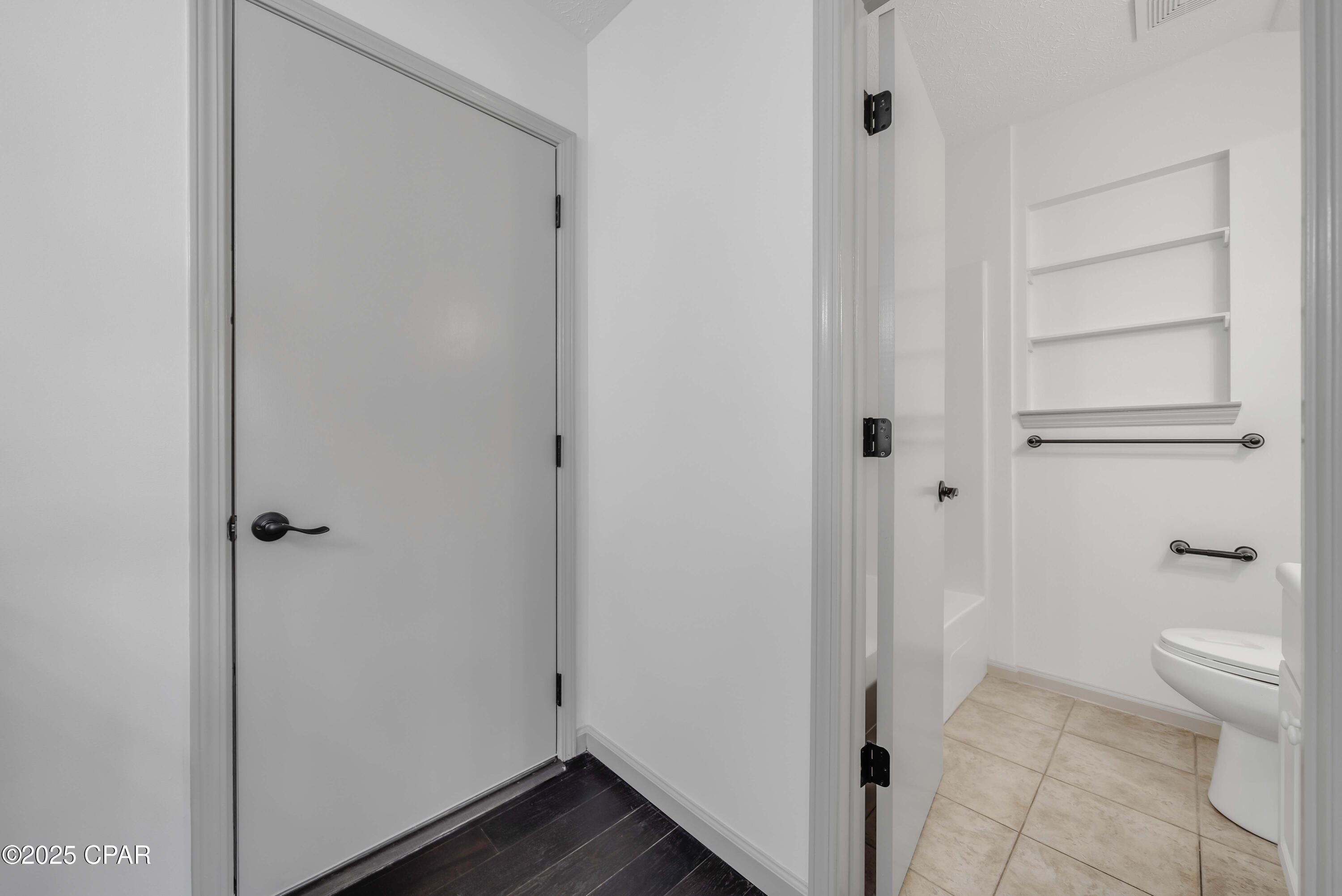 Image 44 For 8508 Holland Road