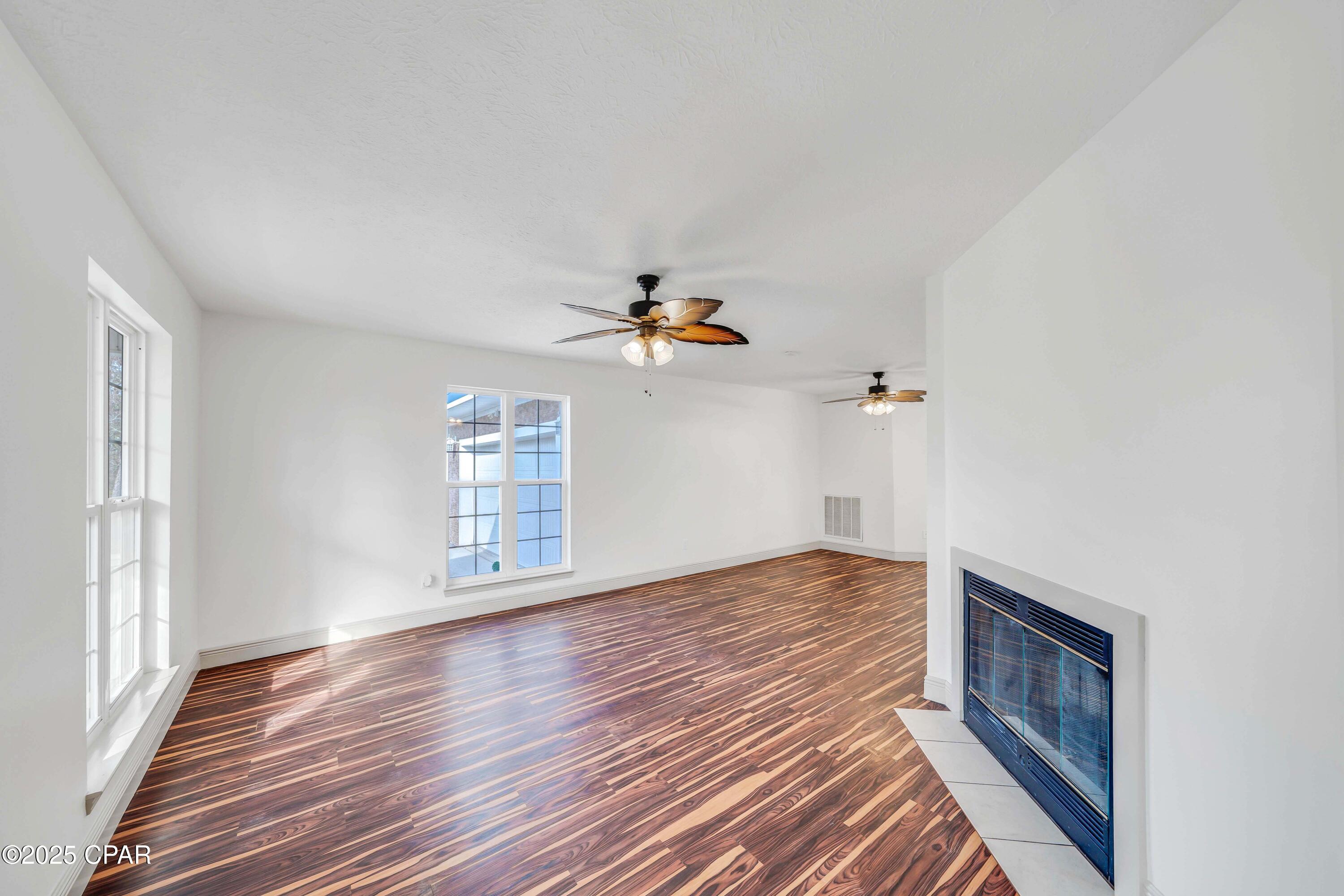 Image 6 For 8508 Holland Road