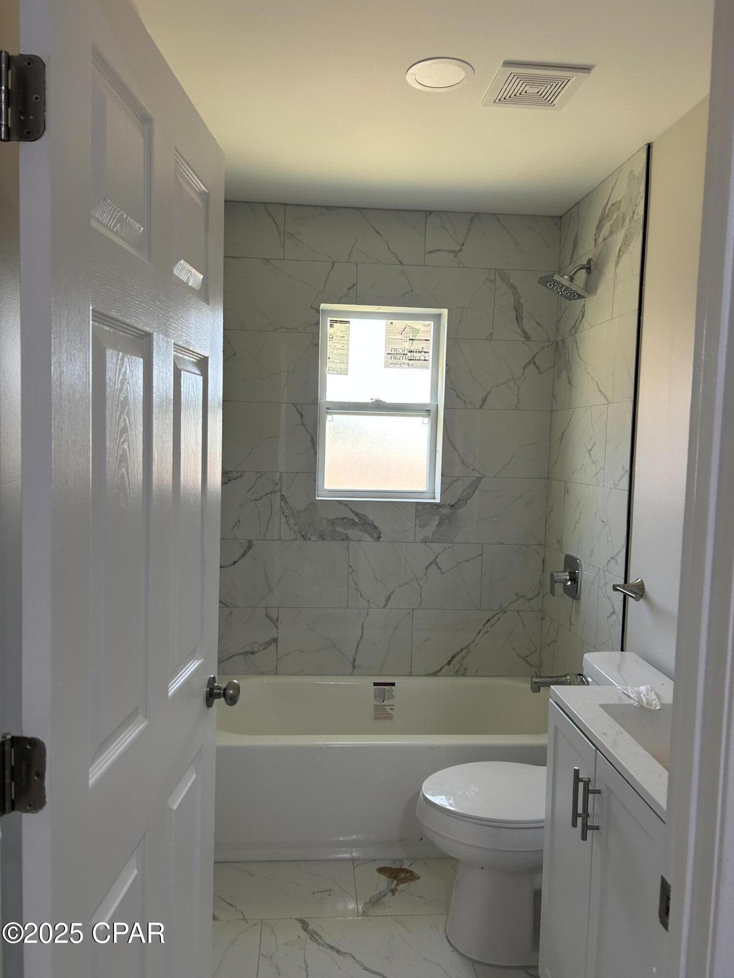 Image 9 For 528 9th Street