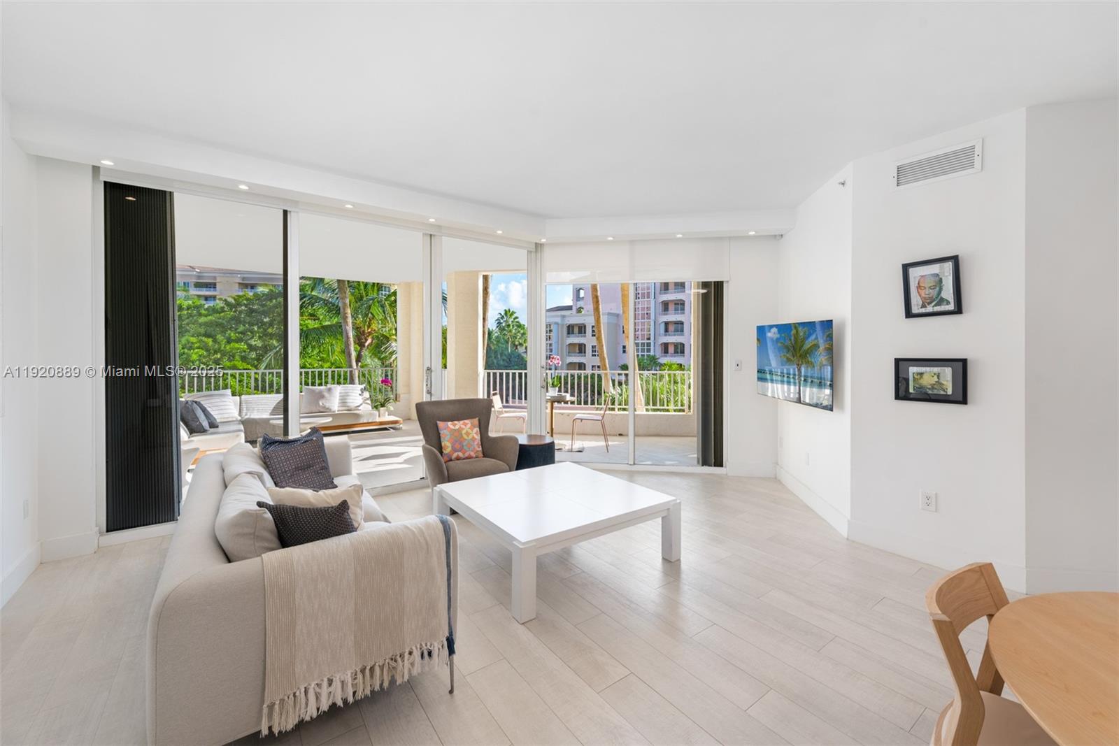 Resort Villa Two Condo