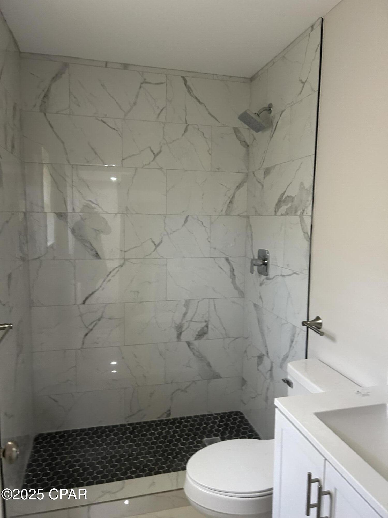 Image 6 For 1007 Cone Avenue