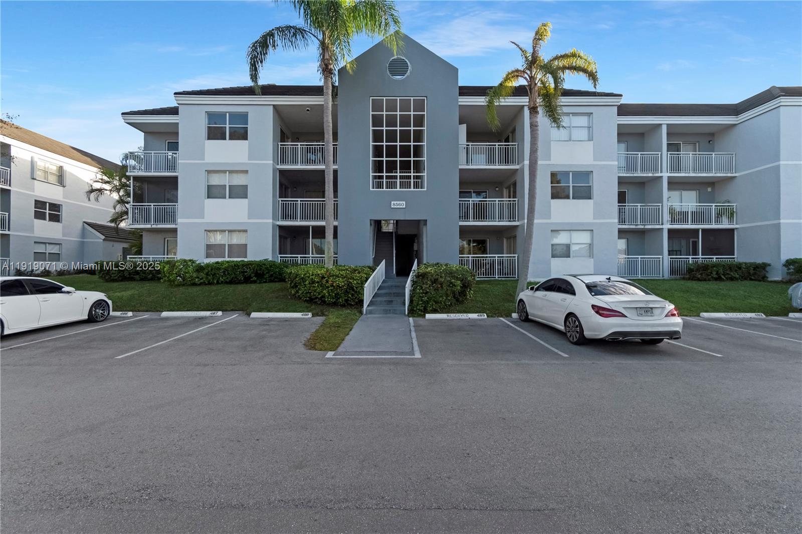 Live the South Miami lifestyle in this bright 2/2 condo at Le Club! - Investor-friendly!!! Immediate rentals allowed - Association has reserves. Enjoy peace of mind with NO SPECIAL ASSESTMENTS! Water service included - Newer roofs throughout the community and recently painted buildings - This top-floor unit offers an spacious open living area, modern kitchen, large bedrooms, walk-in closets, and full-size laundry inside the unit. Enjoy a peaceful balcony overlooking the community - Resort-style amenities: pool, gym, clubhouse, BBQ area, playground, tennis court, beautiful green areas and stunning water views. More than 2 parking spaces - Plenty of visitors parking spaces - Ideally located near Black Point Marina - perfect for boating lovers - major shopping centers, schools, and the Florida Turnpike. High rental demand area - A fantastic primary residence or investment opportunity - Schedule your visit today! Easy to show!