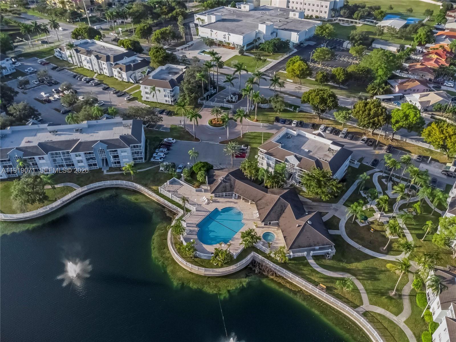 Le Club At Old Cutler Con