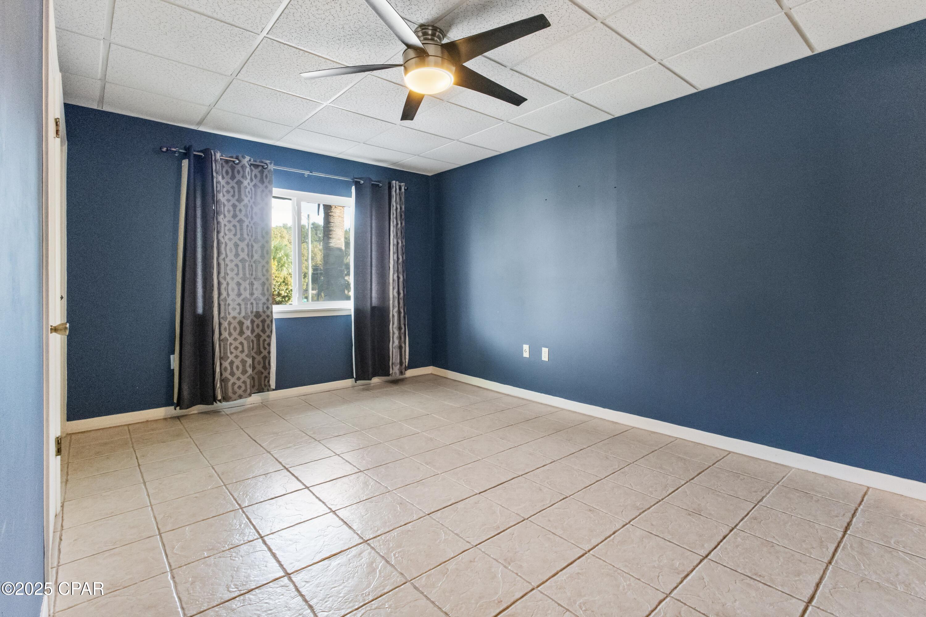 Image 10 For 105 Allen Avenue 61