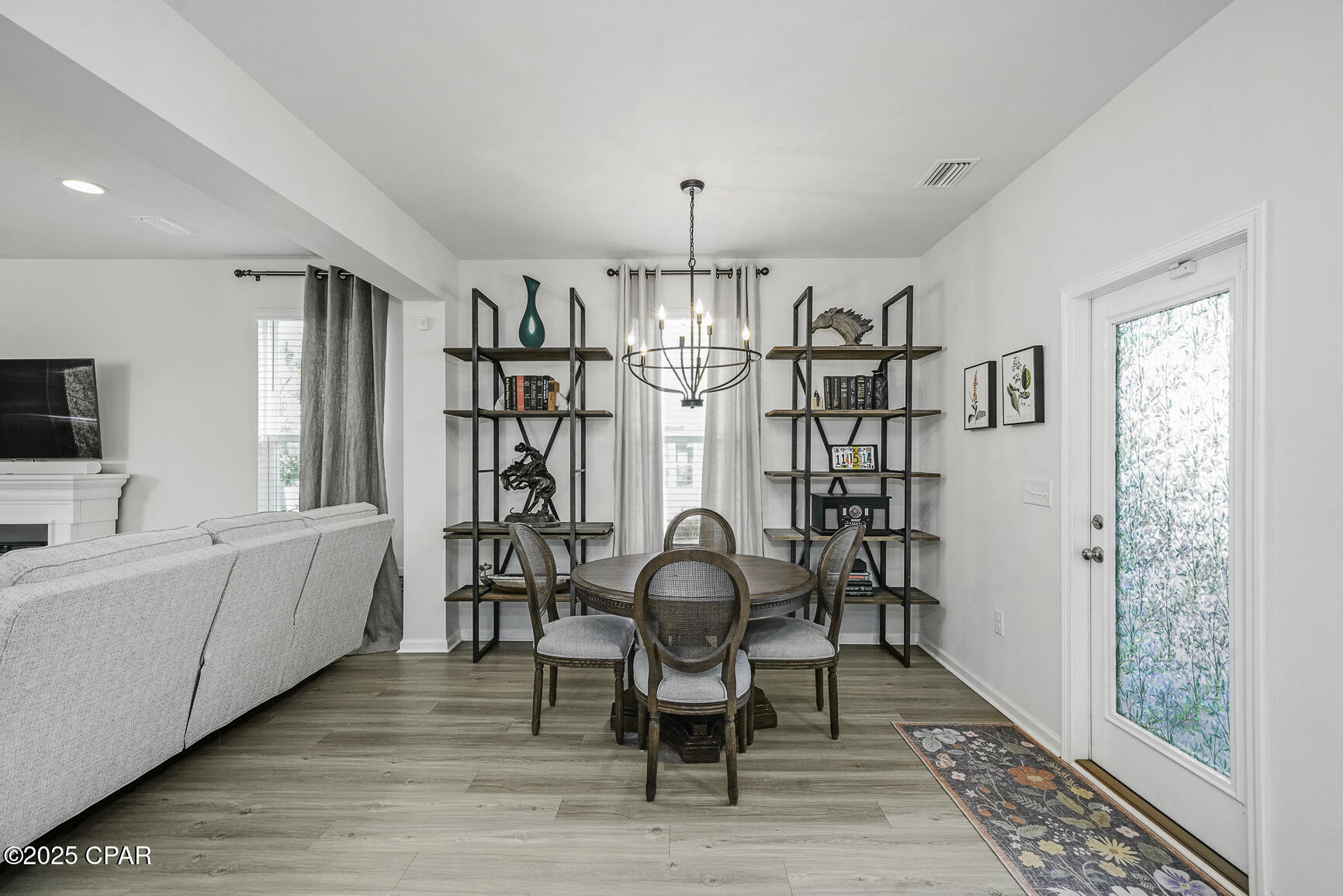 Image 11 For 606 Tide Water Drive