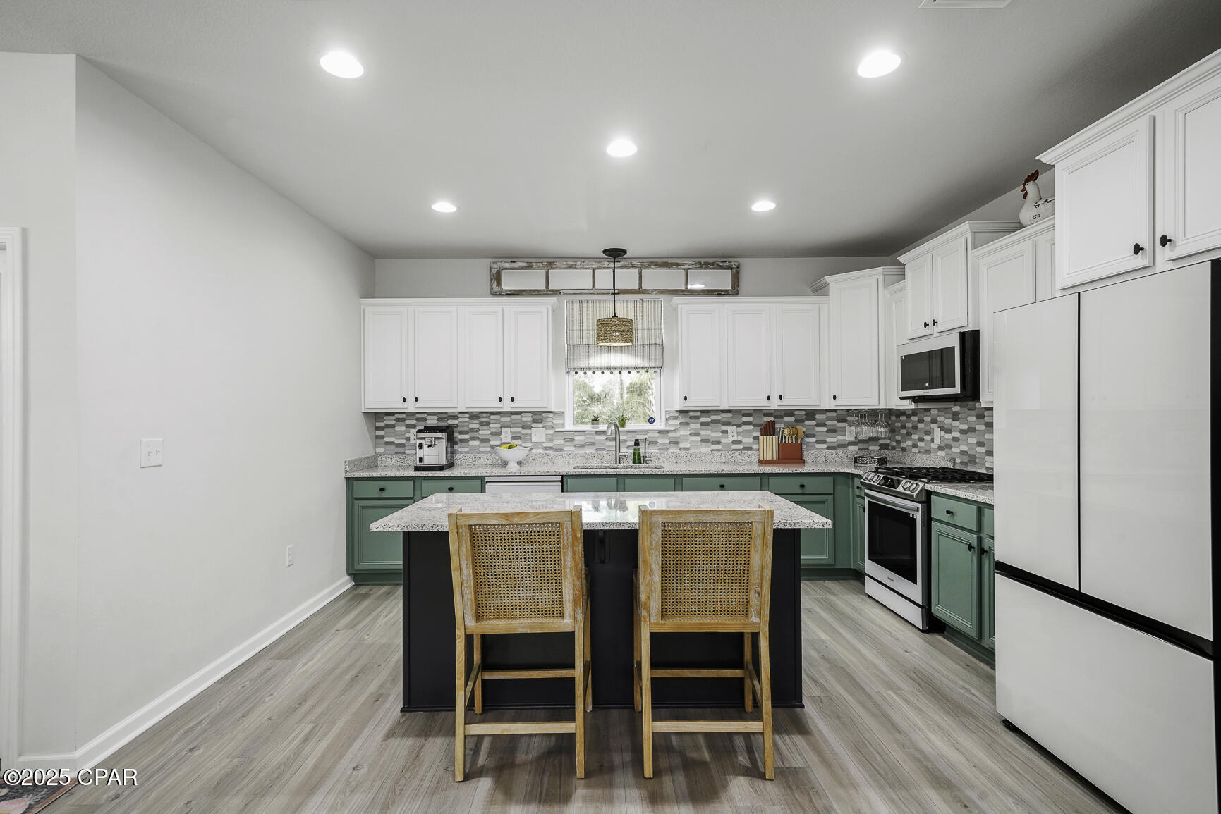 Image 12 For 606 Tide Water Drive