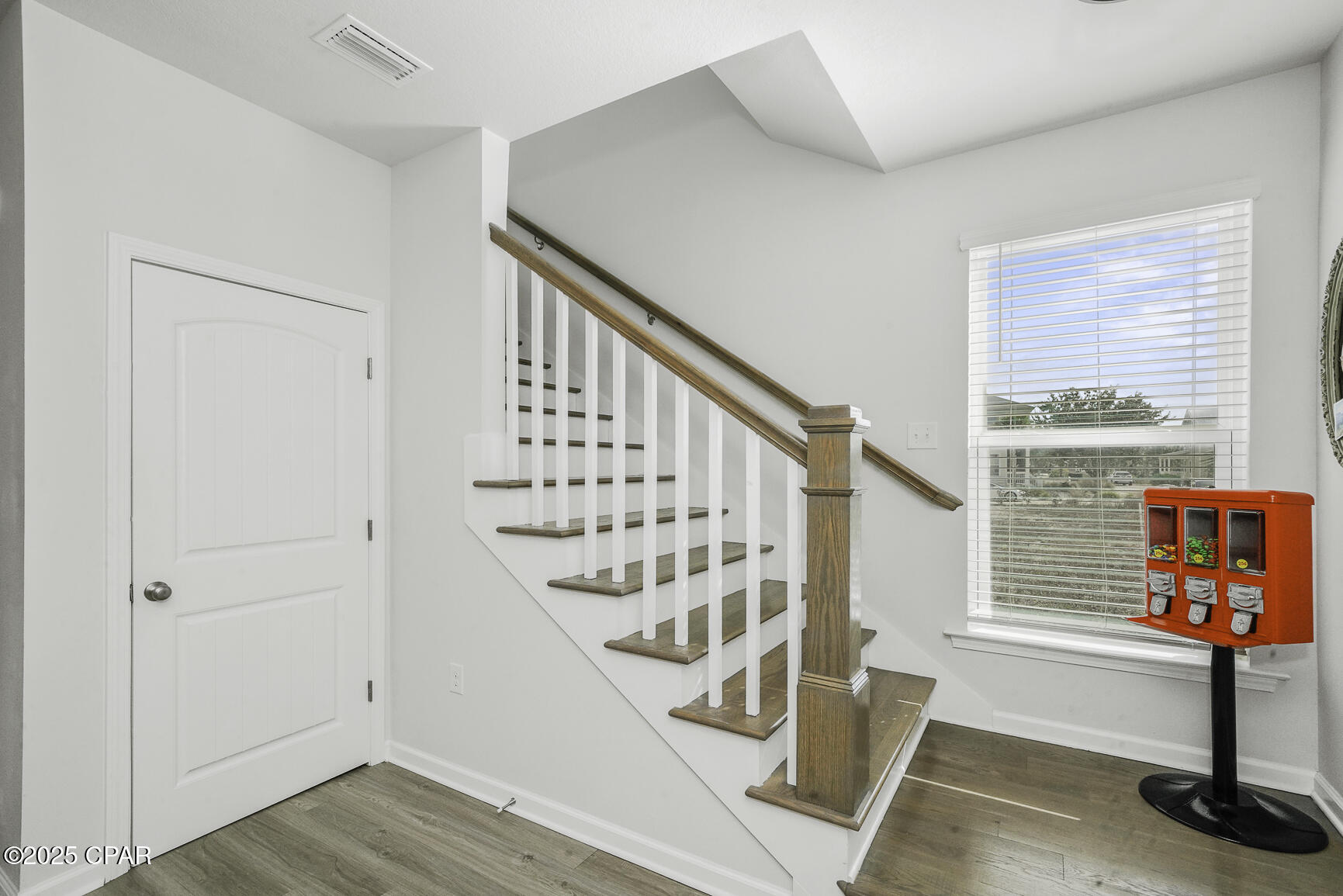 Image 14 For 606 Tide Water Drive