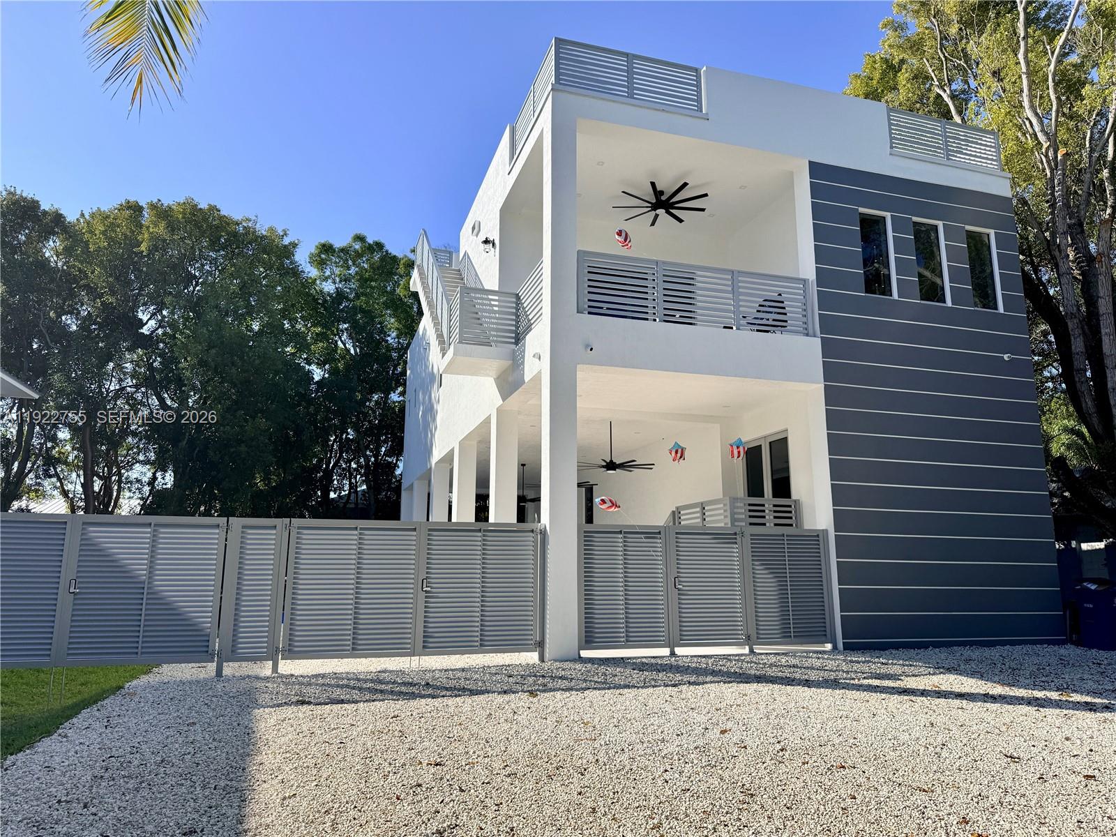 Buttonwood Shores Add