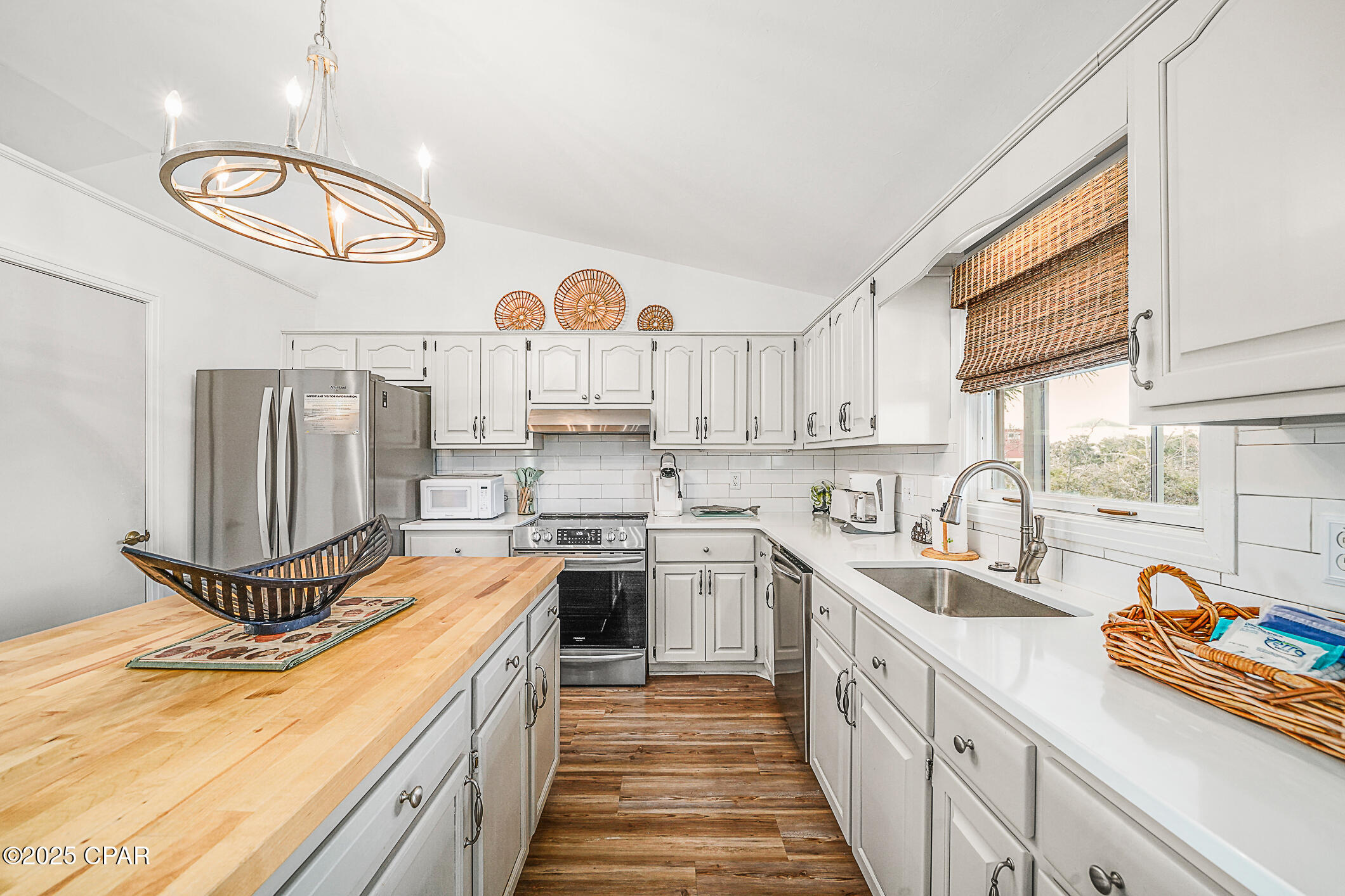 Image 11 For 7181 Leeward Street