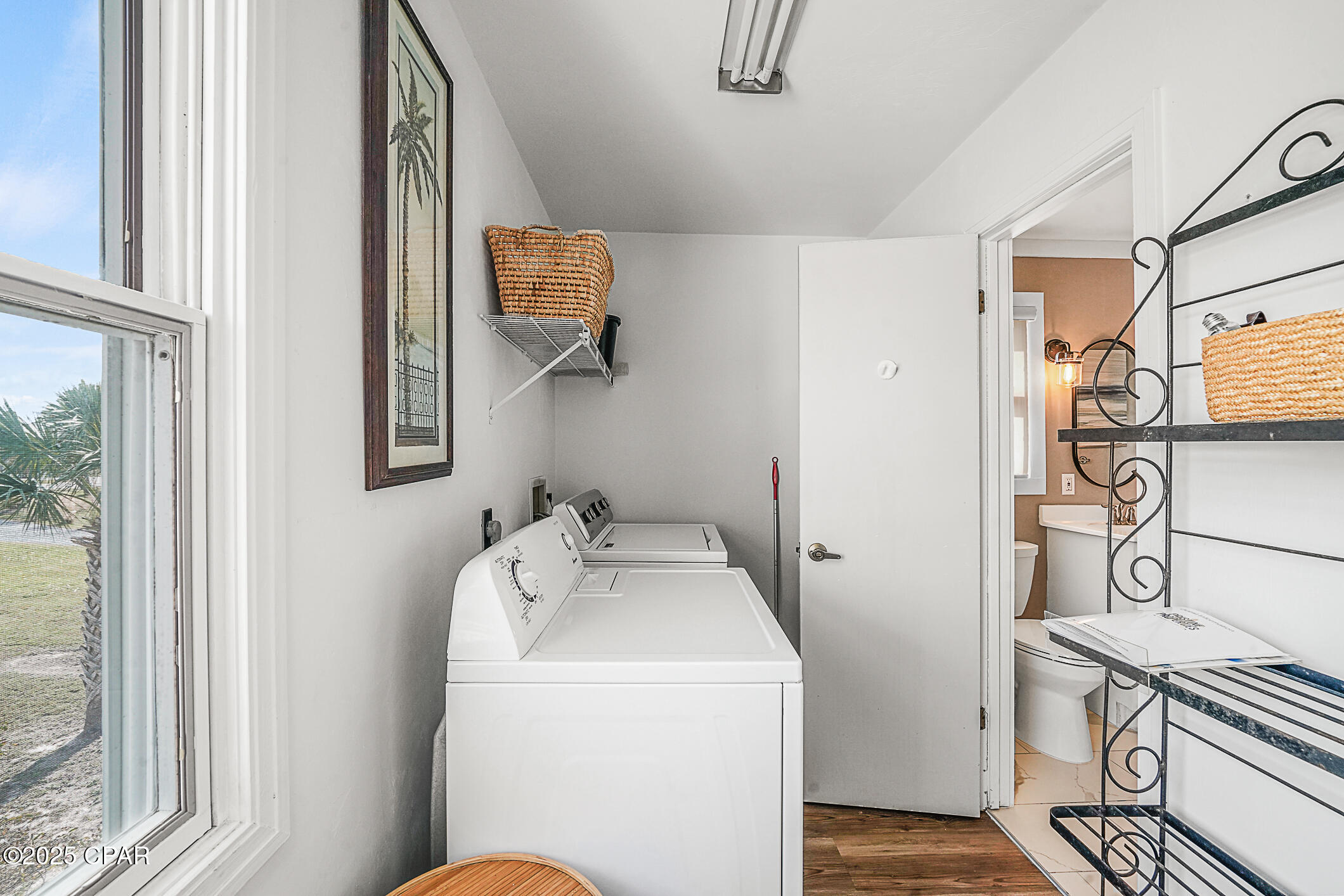 Image 16 For 7181 Leeward Street