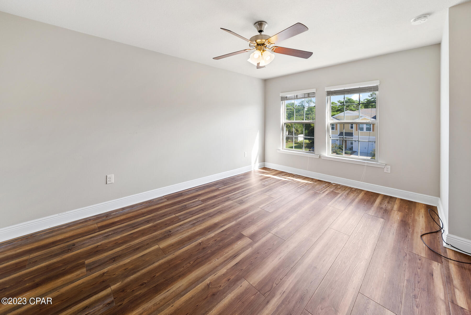 Image 12 For 324 Sand Oak Boulevard