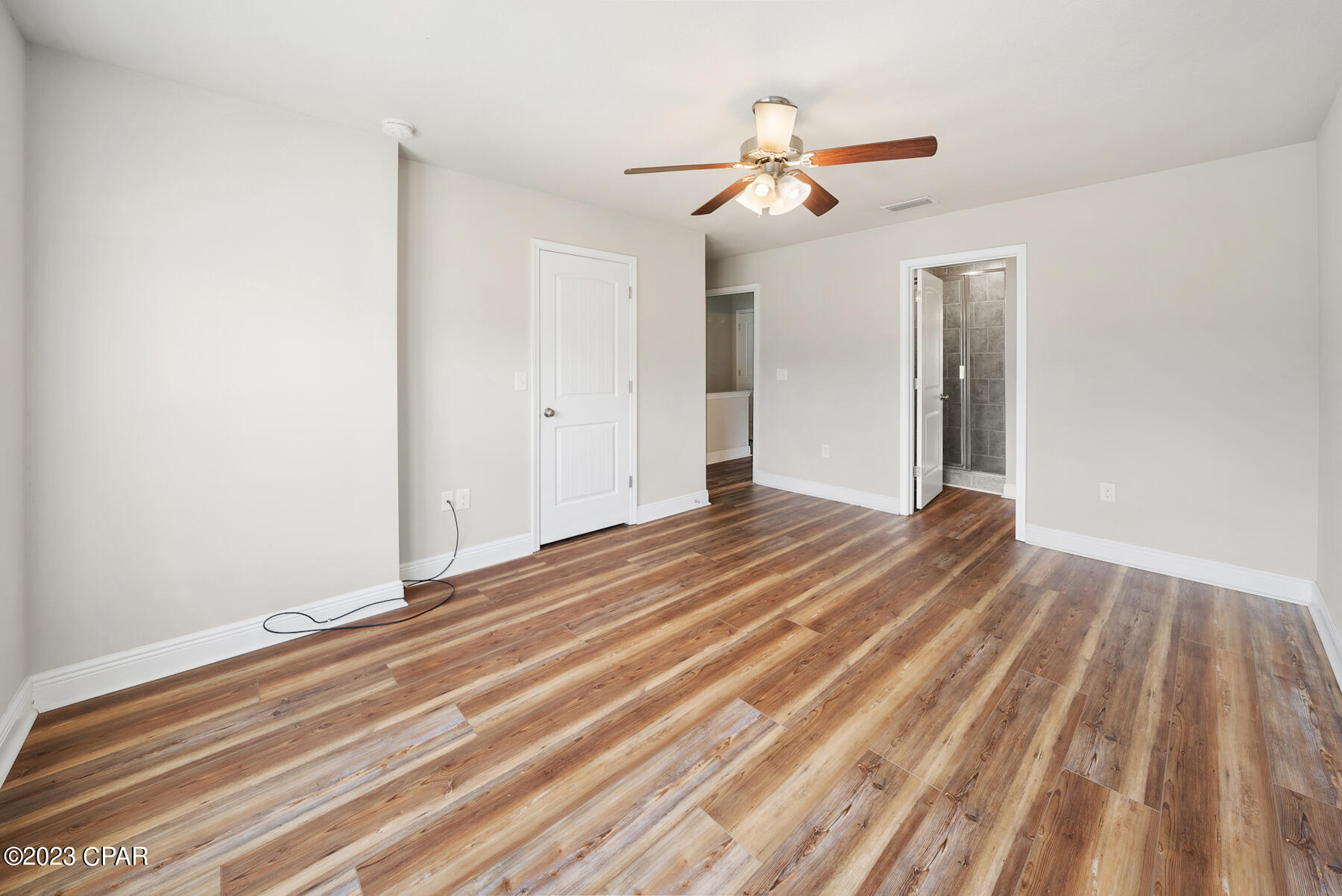 Image 13 For 324 Sand Oak Boulevard