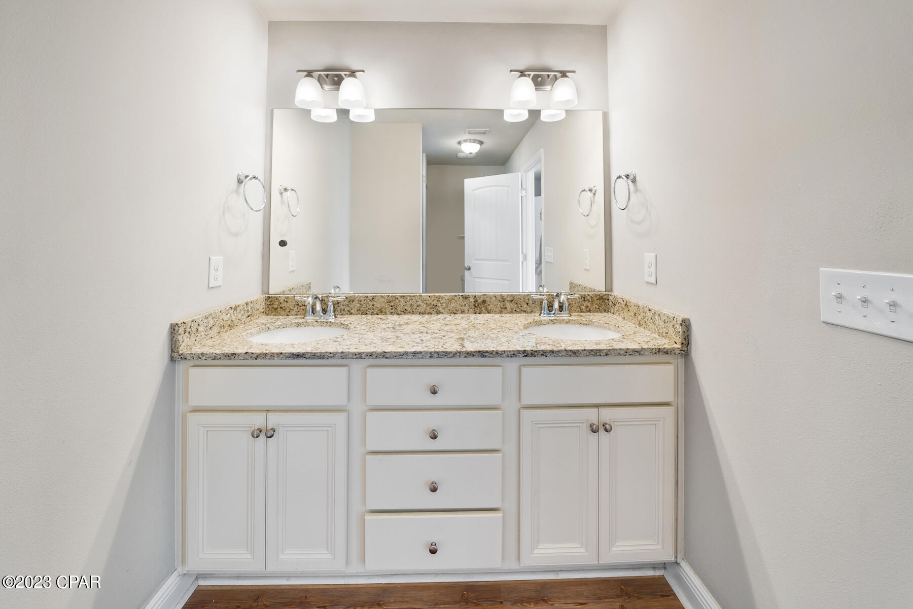 Image 14 For 324 Sand Oak Boulevard