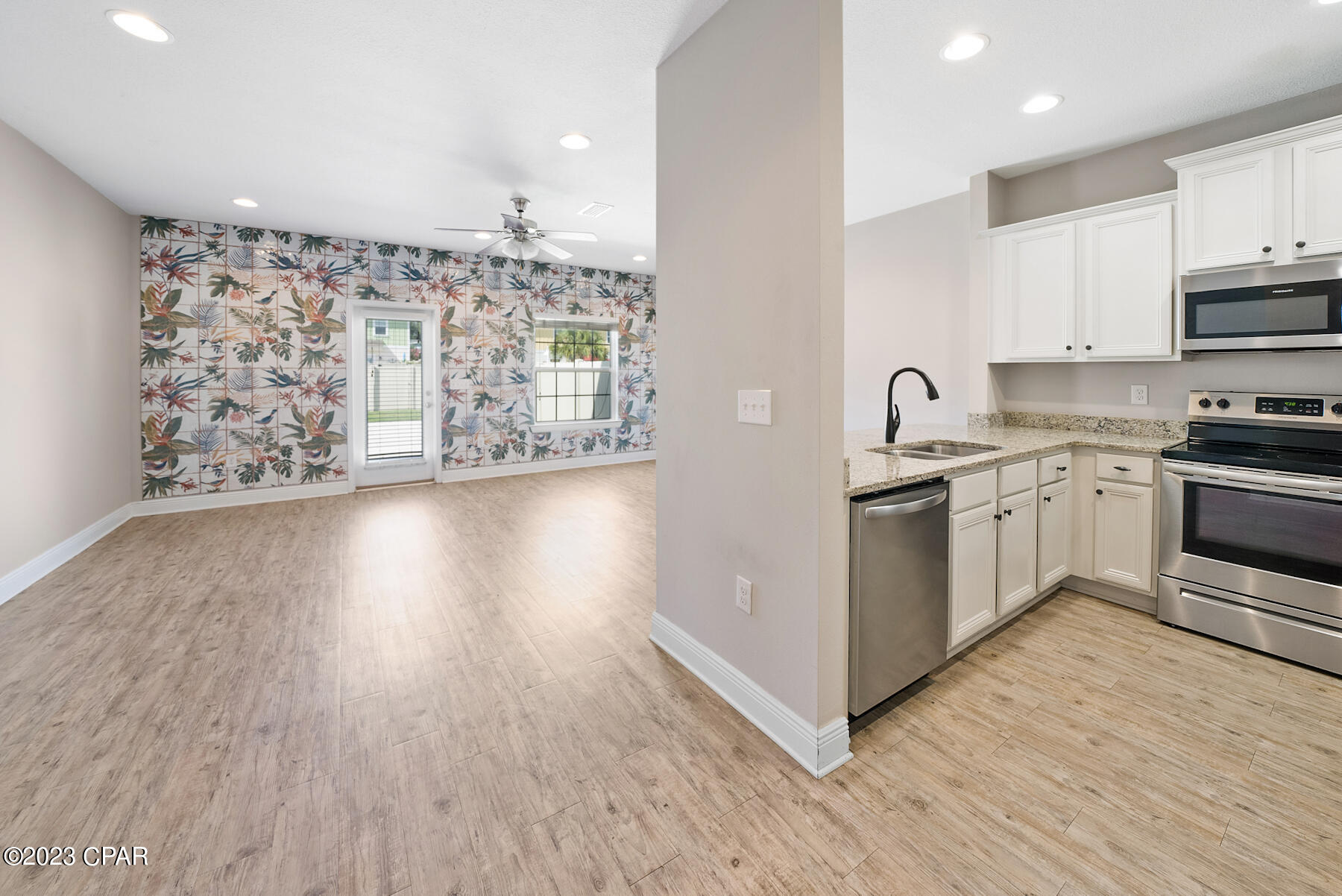 Image 6 For 324 Sand Oak Boulevard