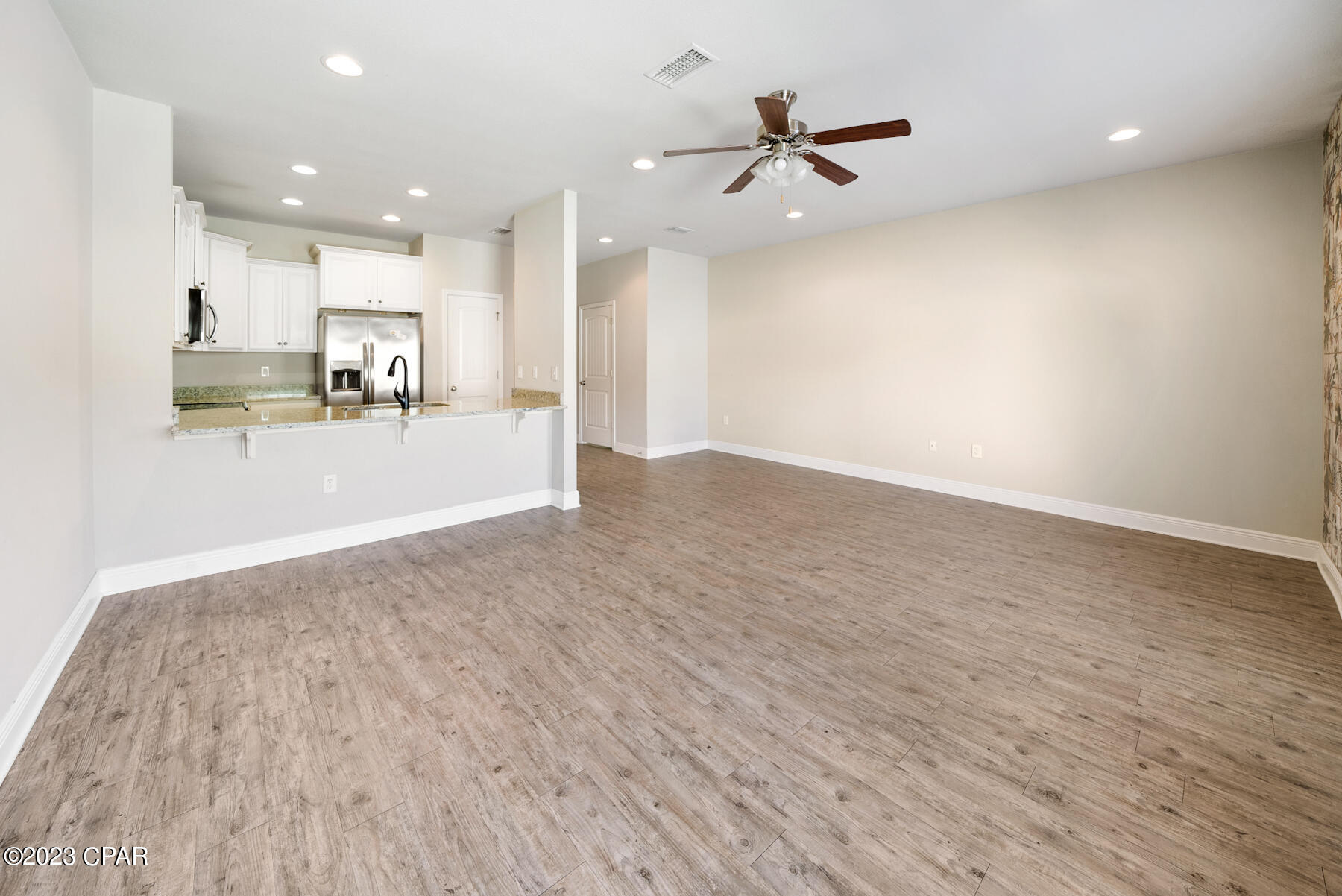 Image 7 For 324 Sand Oak Boulevard