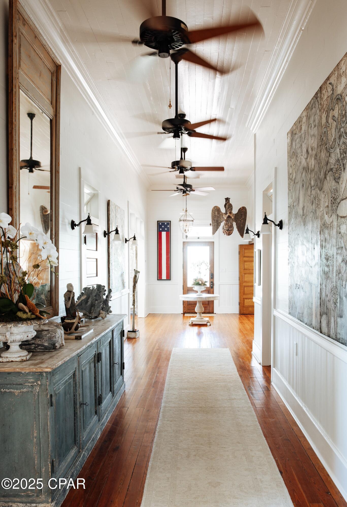 Listing photo id 10 for 1316 Indian Pass Road