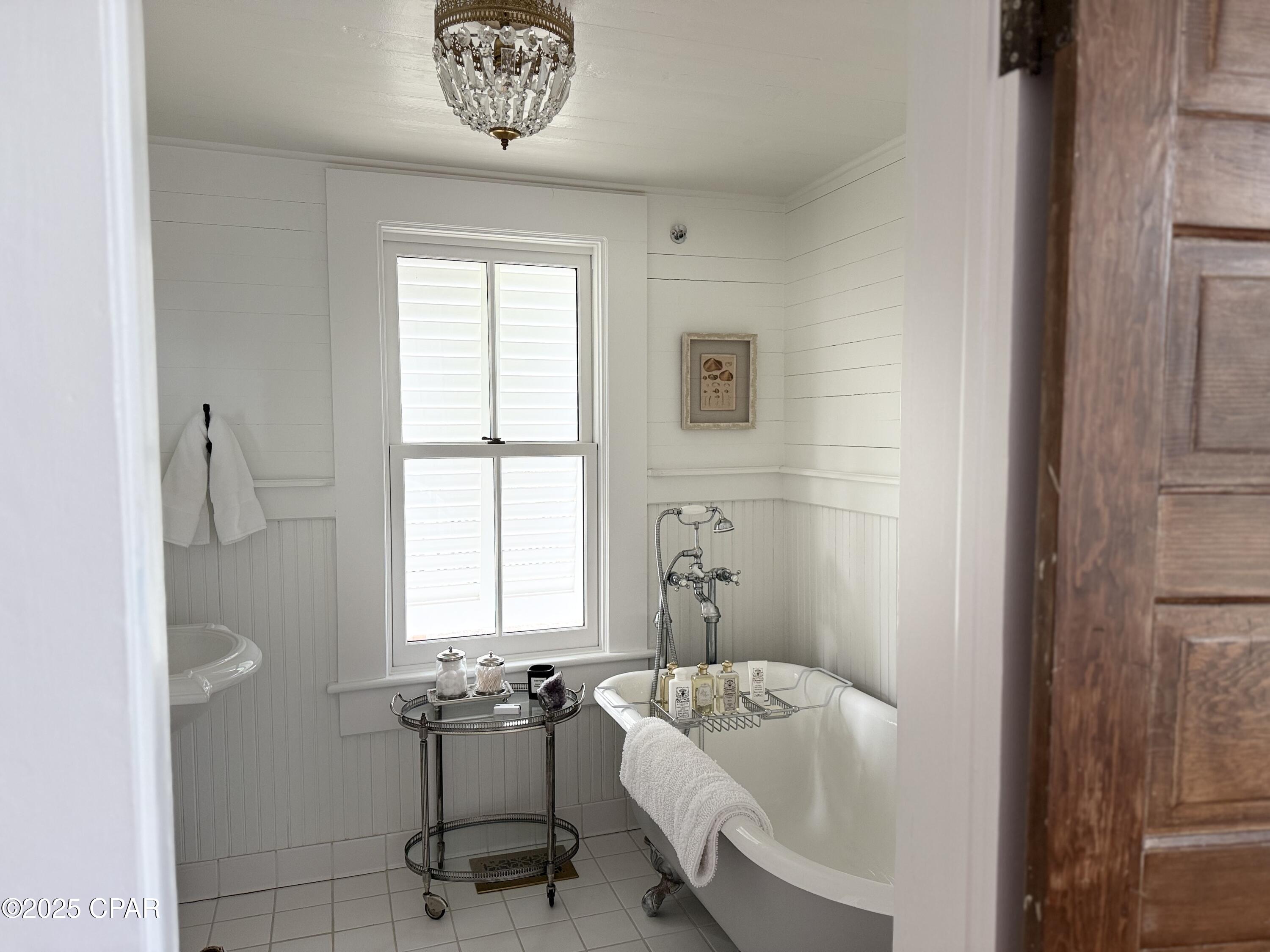 Listing photo id 21 for 1316 Indian Pass Road